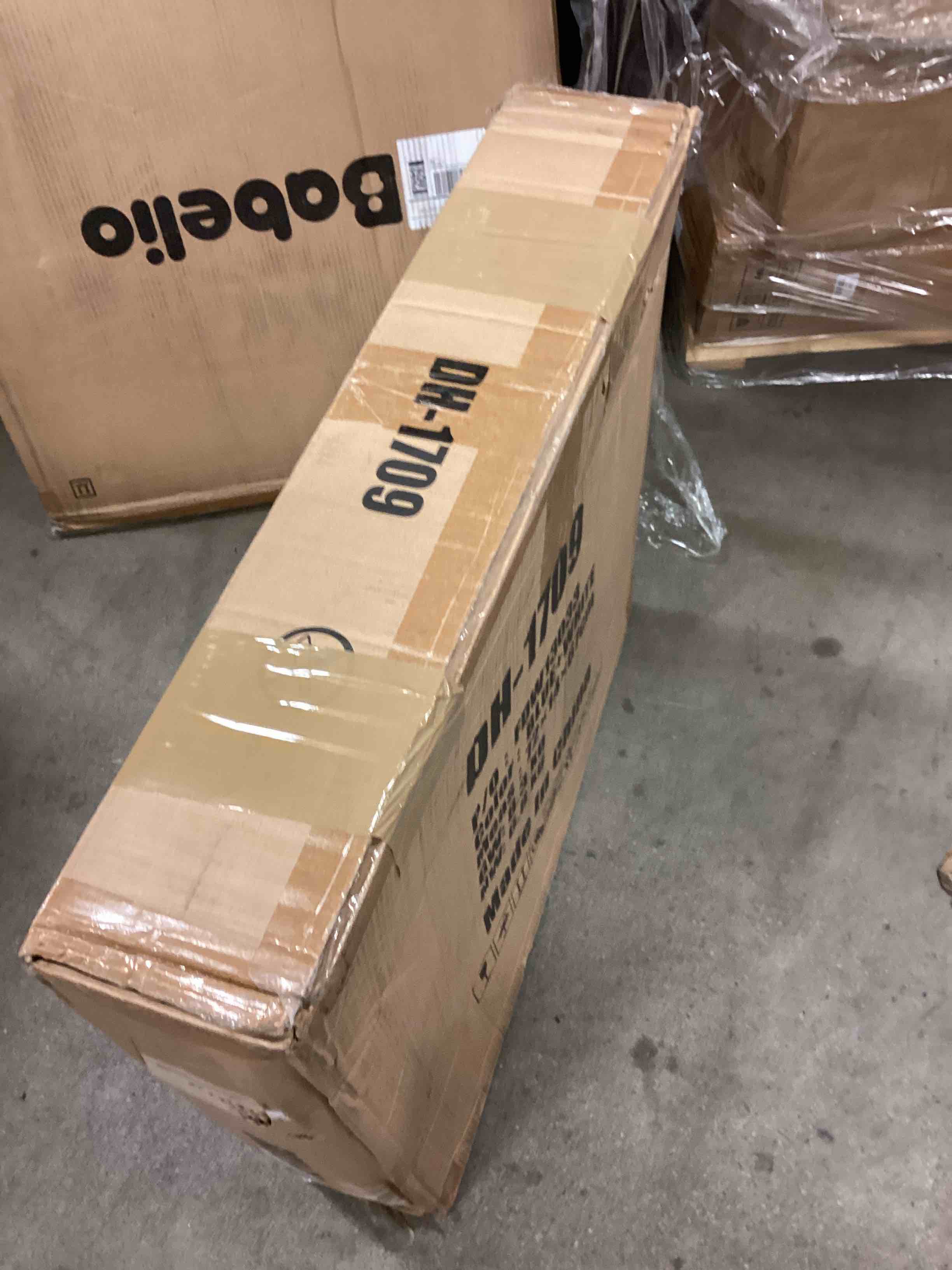 https://s3.amazonaws.com/lotting-images-prod/bidfta/ORG5057500_1696254163996.jpeg