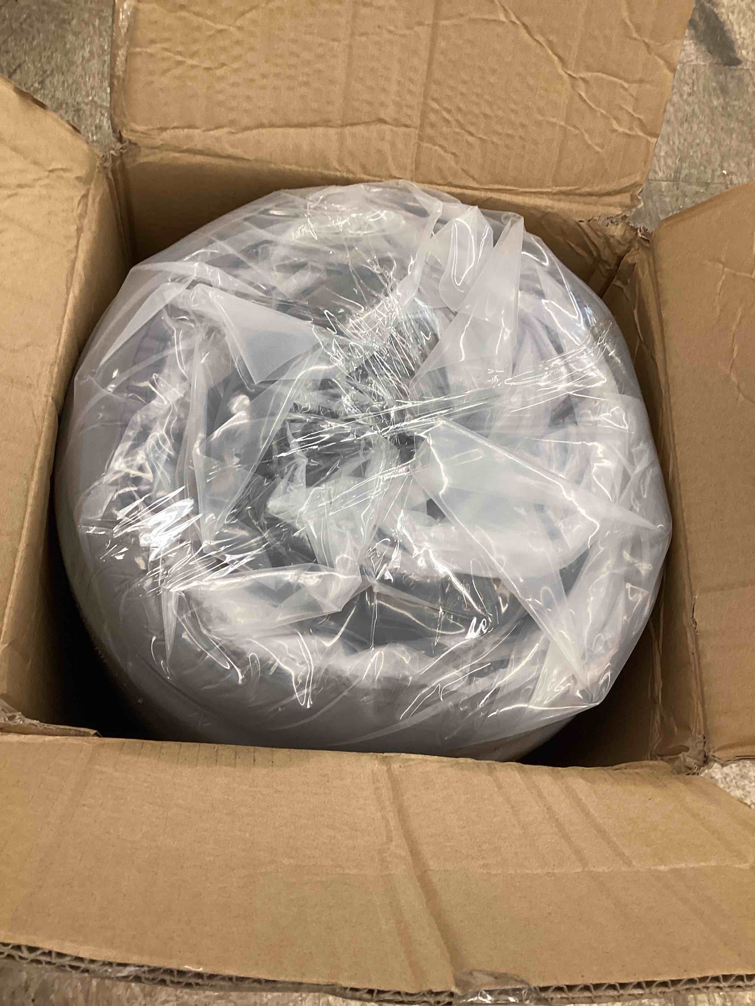 https://s3.amazonaws.com/lotting-images-prod/bidfta/ORG5057610_1696443026265.jpeg