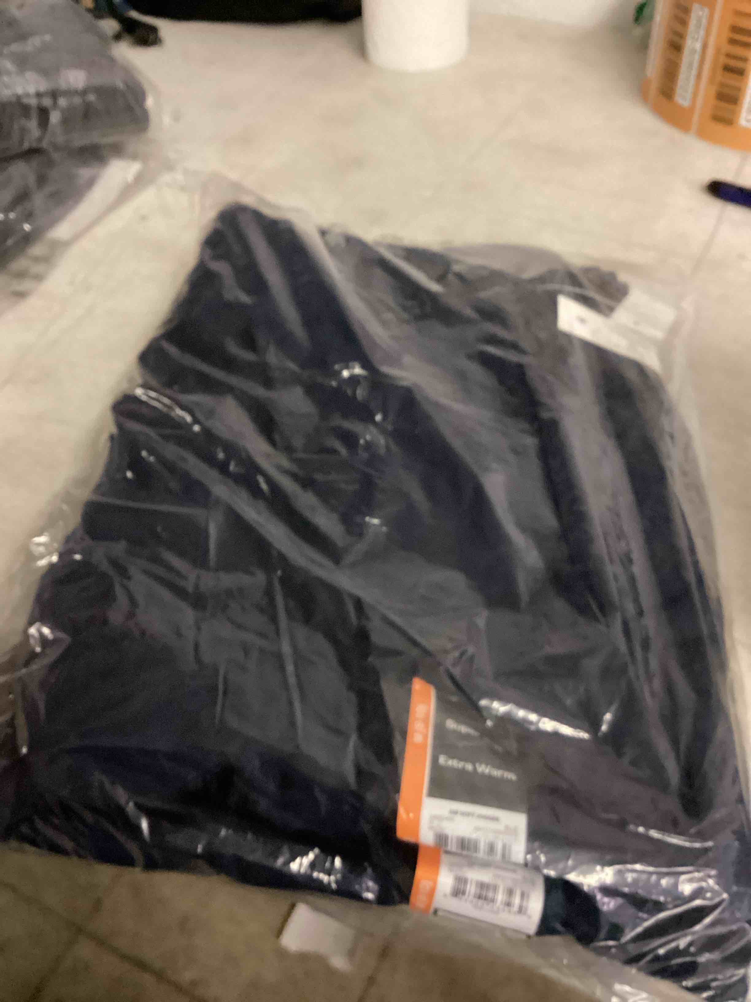 https://s3.amazonaws.com/lotting-images-prod/bidfta/ORG5060017_1701882095831.jpeg