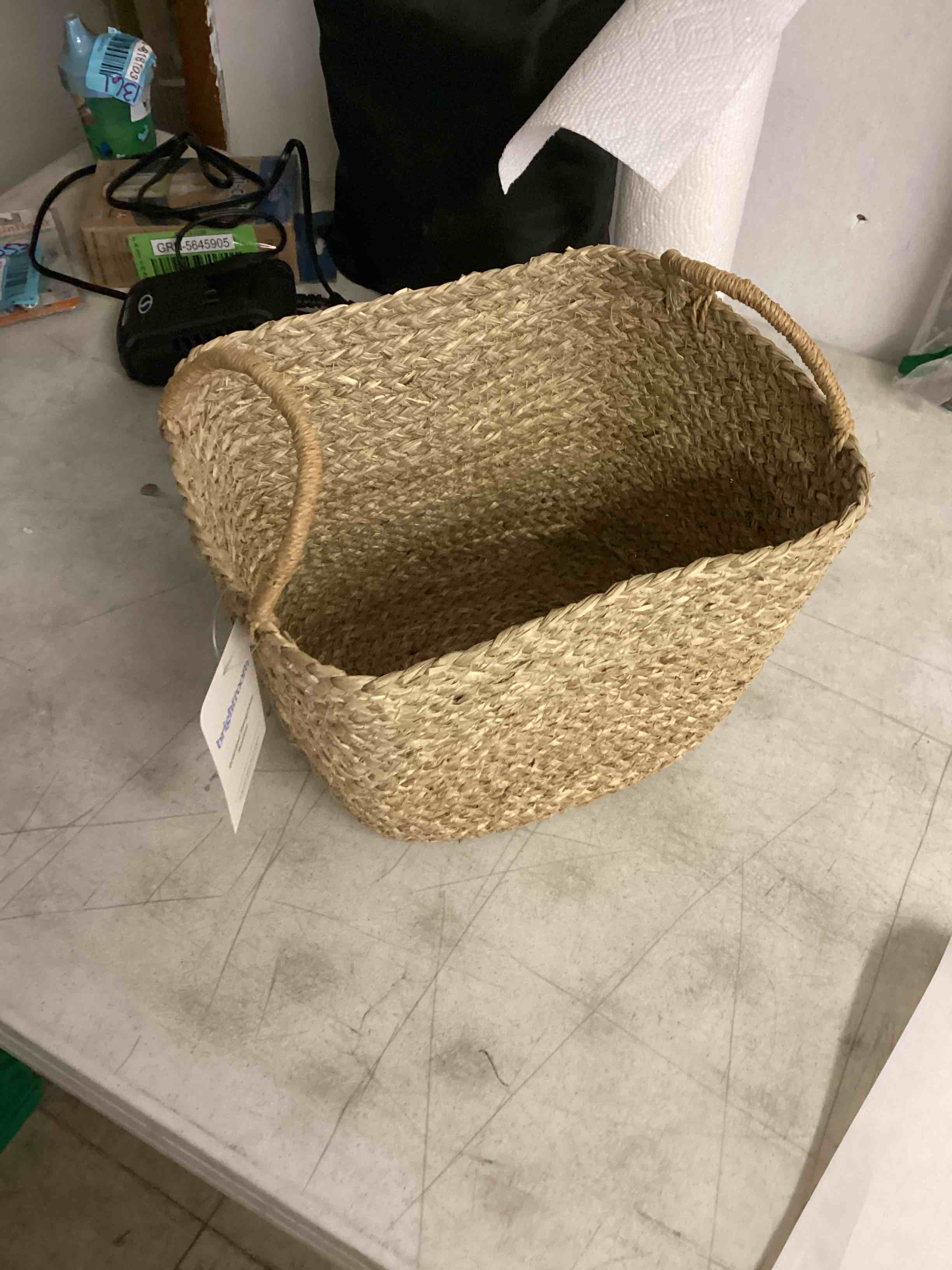 https://s3.amazonaws.com/lotting-images-prod/bidfta/ORG5060021_1701883465474.jpeg