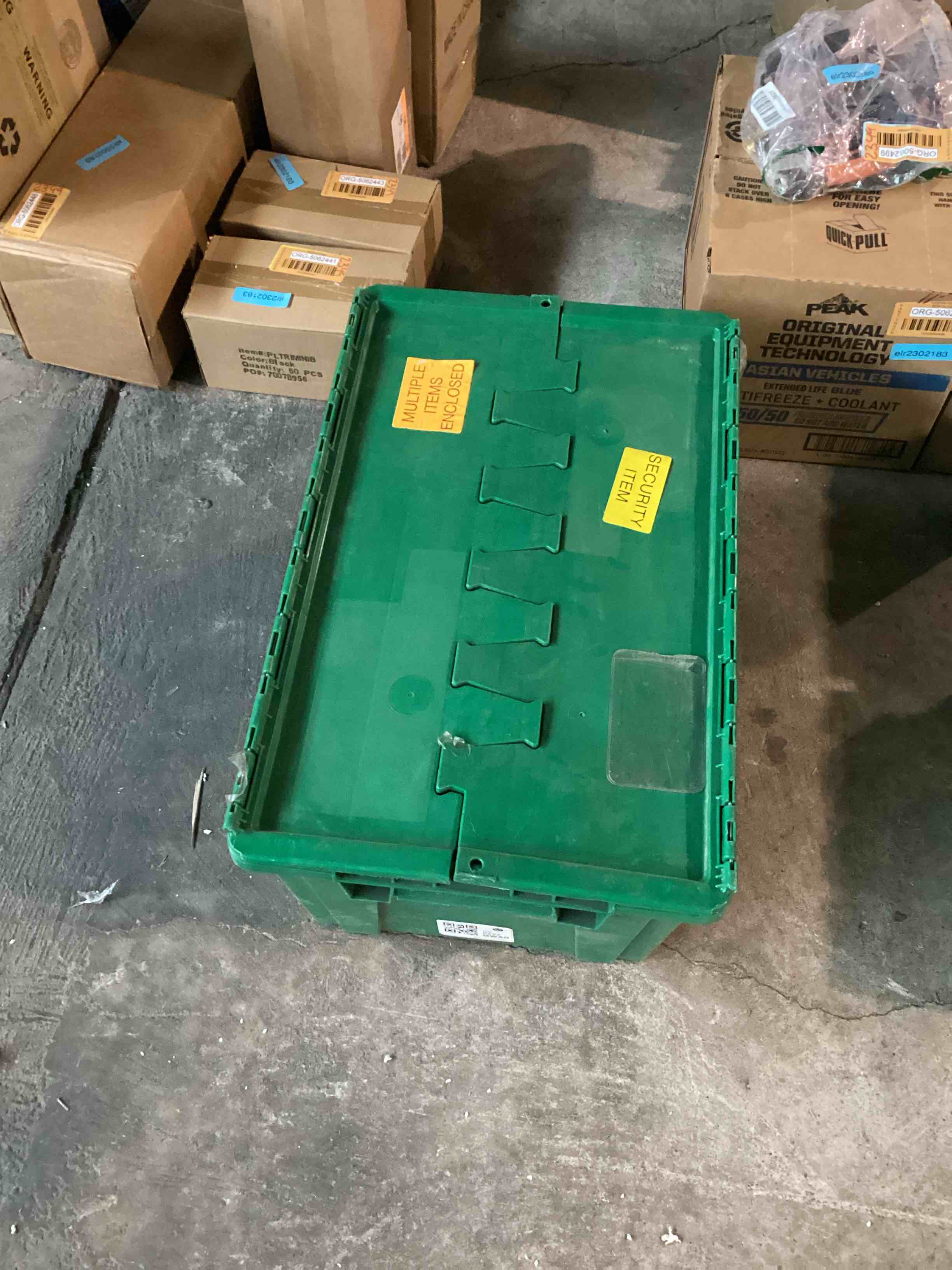 https://s3.amazonaws.com/lotting-images-prod/bidfta/ORG5062498_1700511785156.jpeg