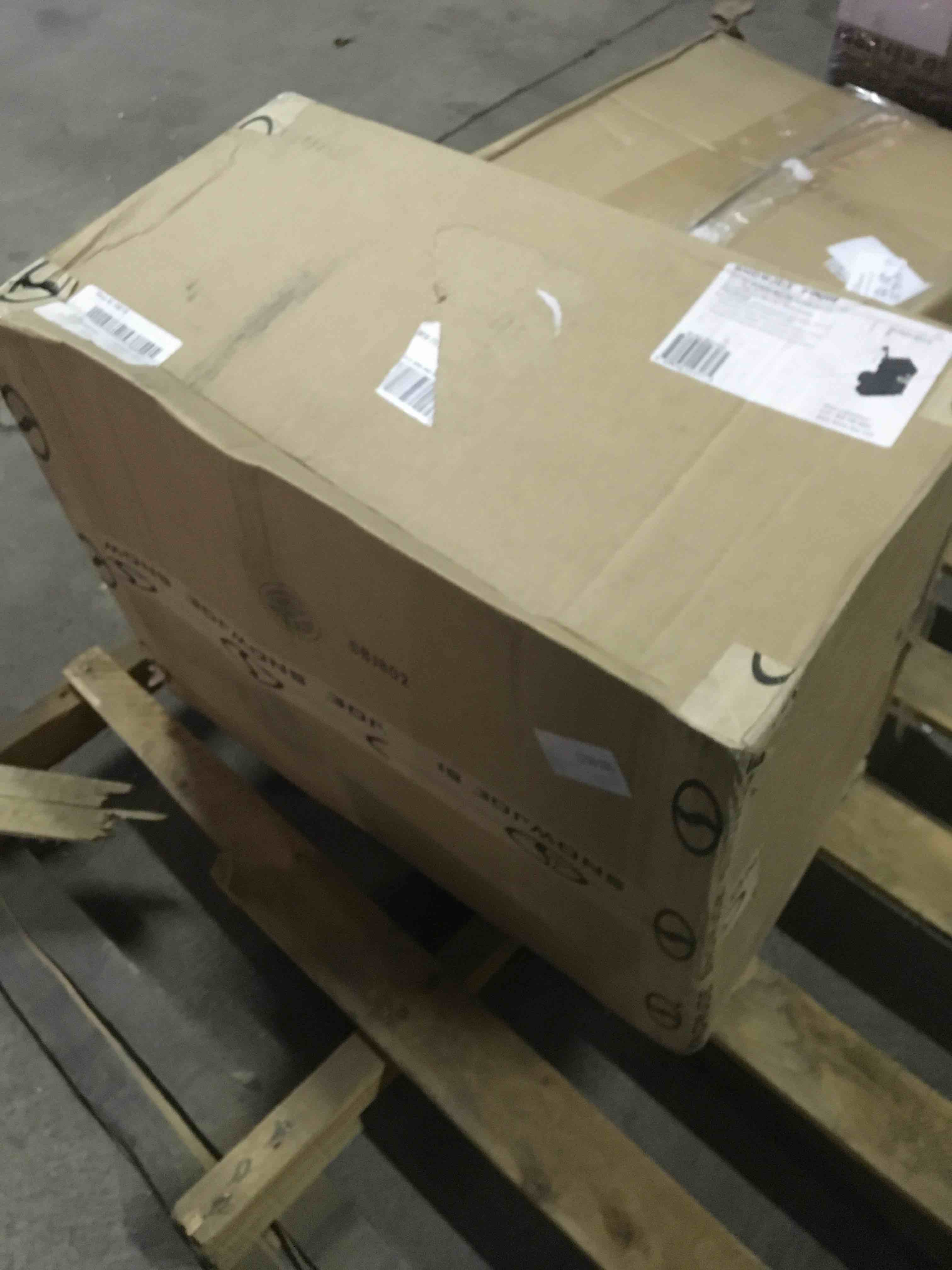 https://s3.amazonaws.com/lotting-images-prod/bidfta/ORG5067135_1710441627783.jpeg