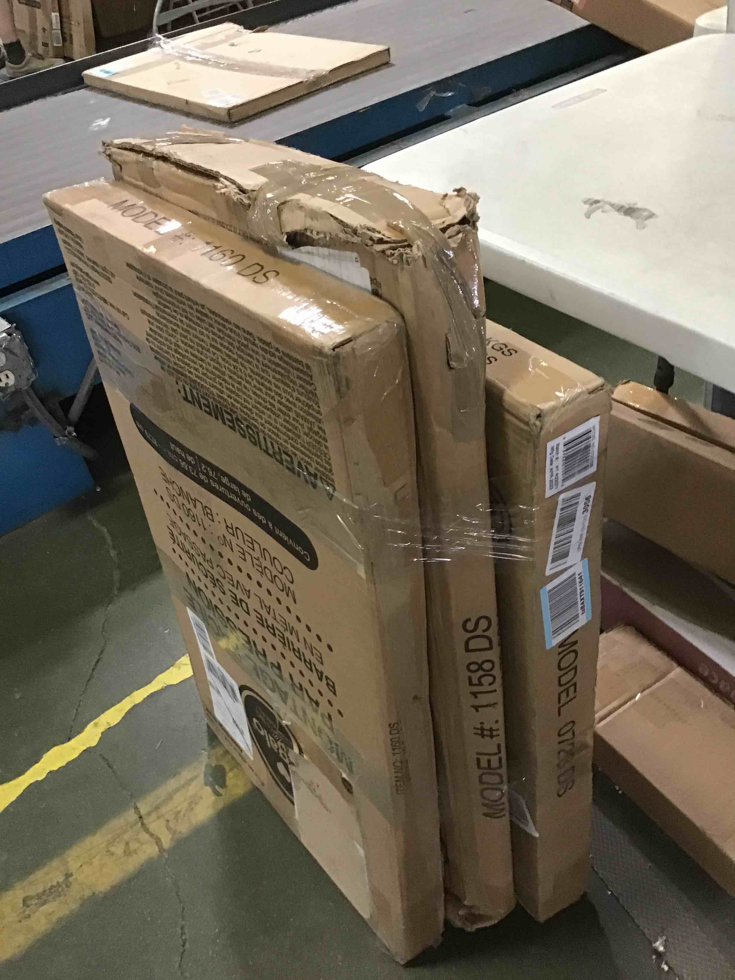 assorted miscellaneous items gates(different models, colors, sizes)