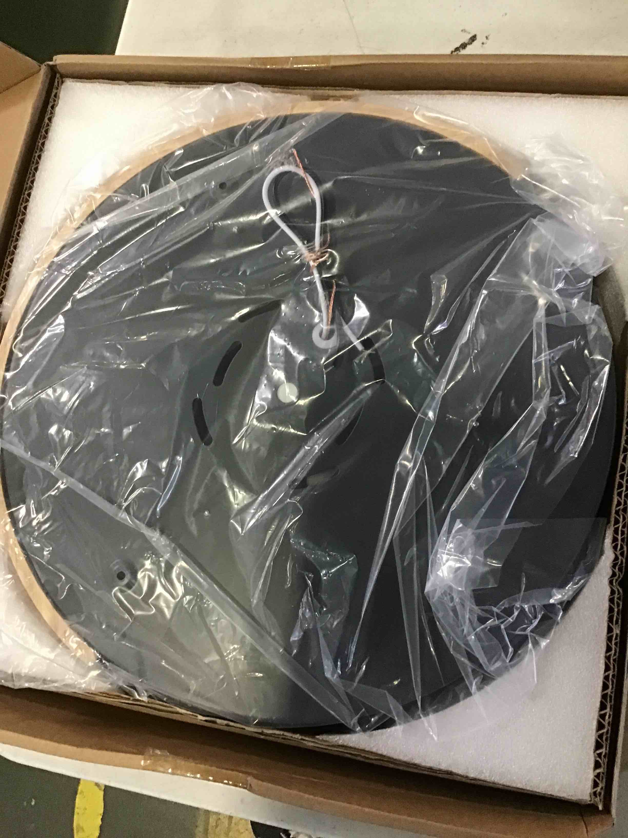 https://s3.amazonaws.com/lotting-images-prod/bidfta/ORG5090307_1695413837856.jpeg