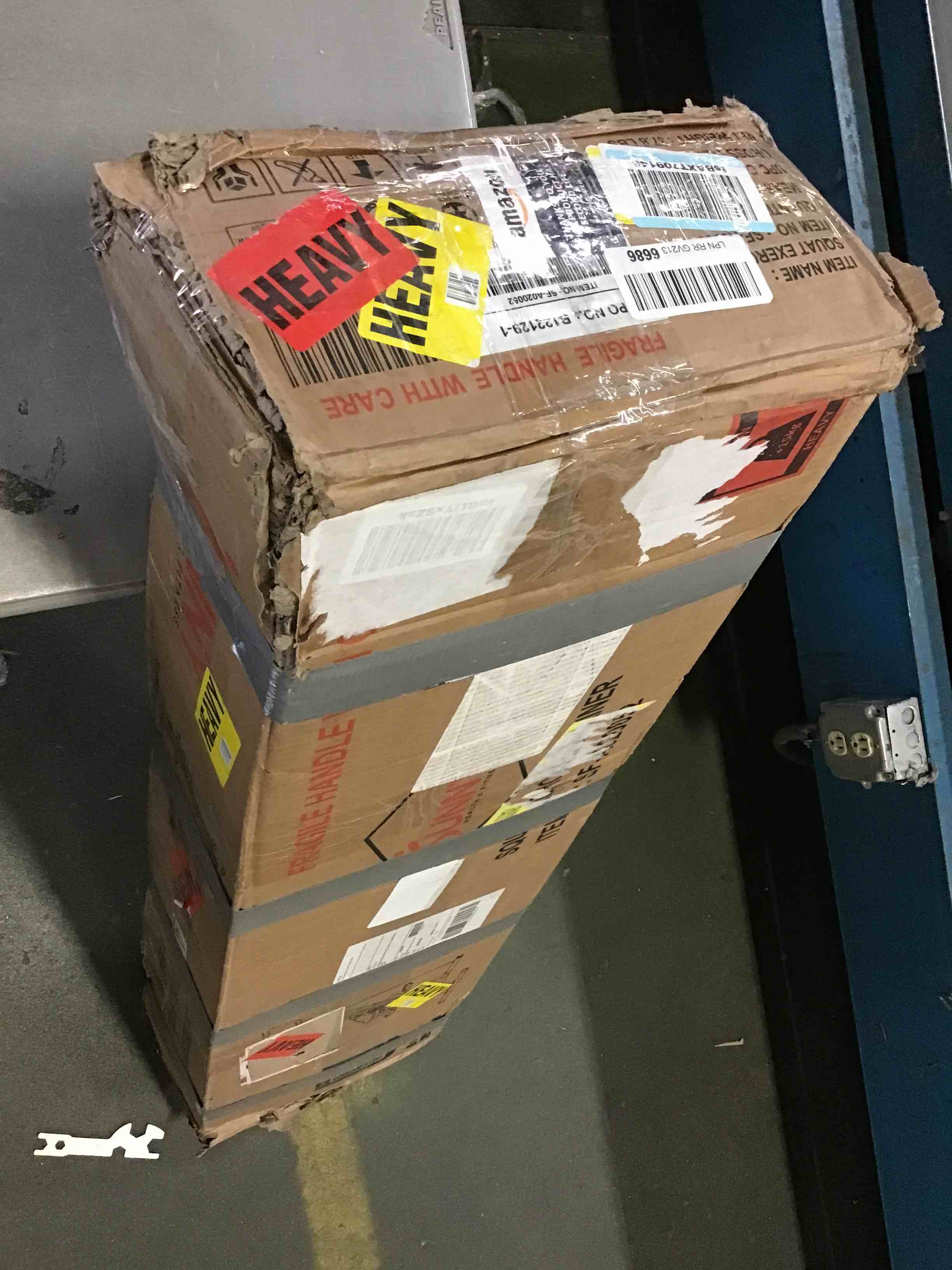 https://s3.amazonaws.com/lotting-images-prod/bidfta/ORG5090350_1695648496883.jpeg