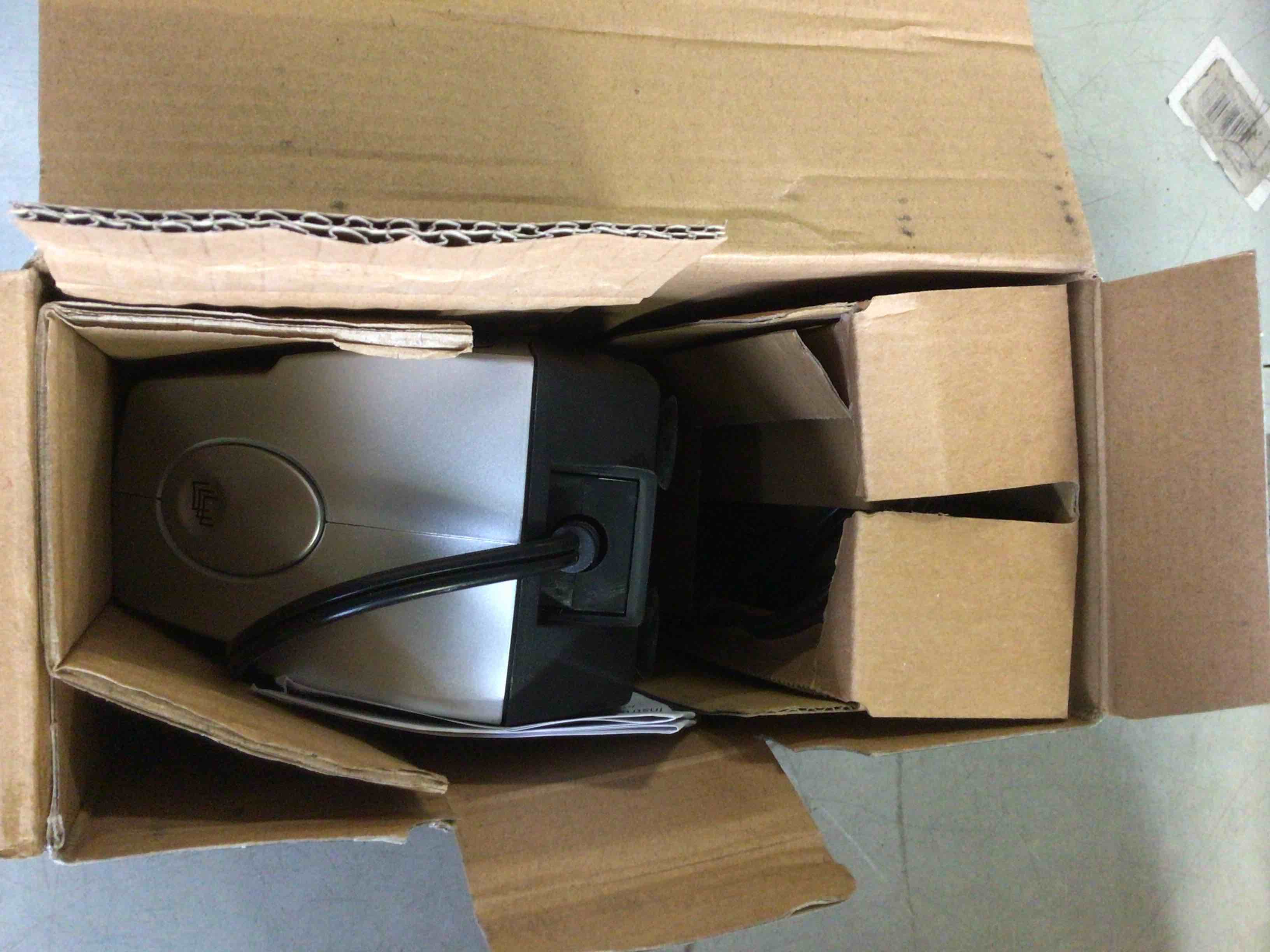 https://s3.amazonaws.com/lotting-images-prod/bidfta/ORG5093808_1695919680587.jpeg