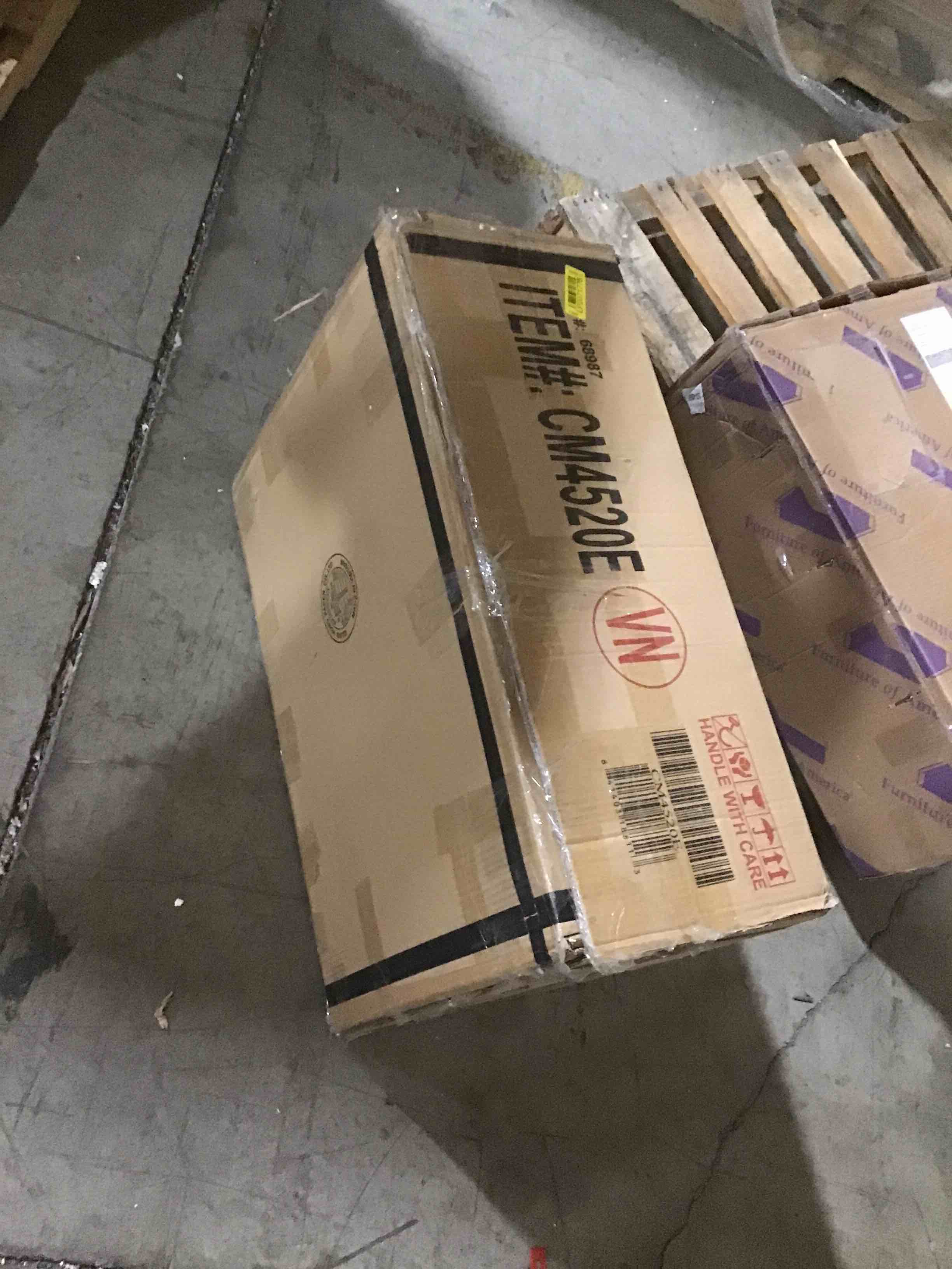 https://s3.amazonaws.com/lotting-images-prod/bidfta/ORG5096354_1694701312845.jpeg