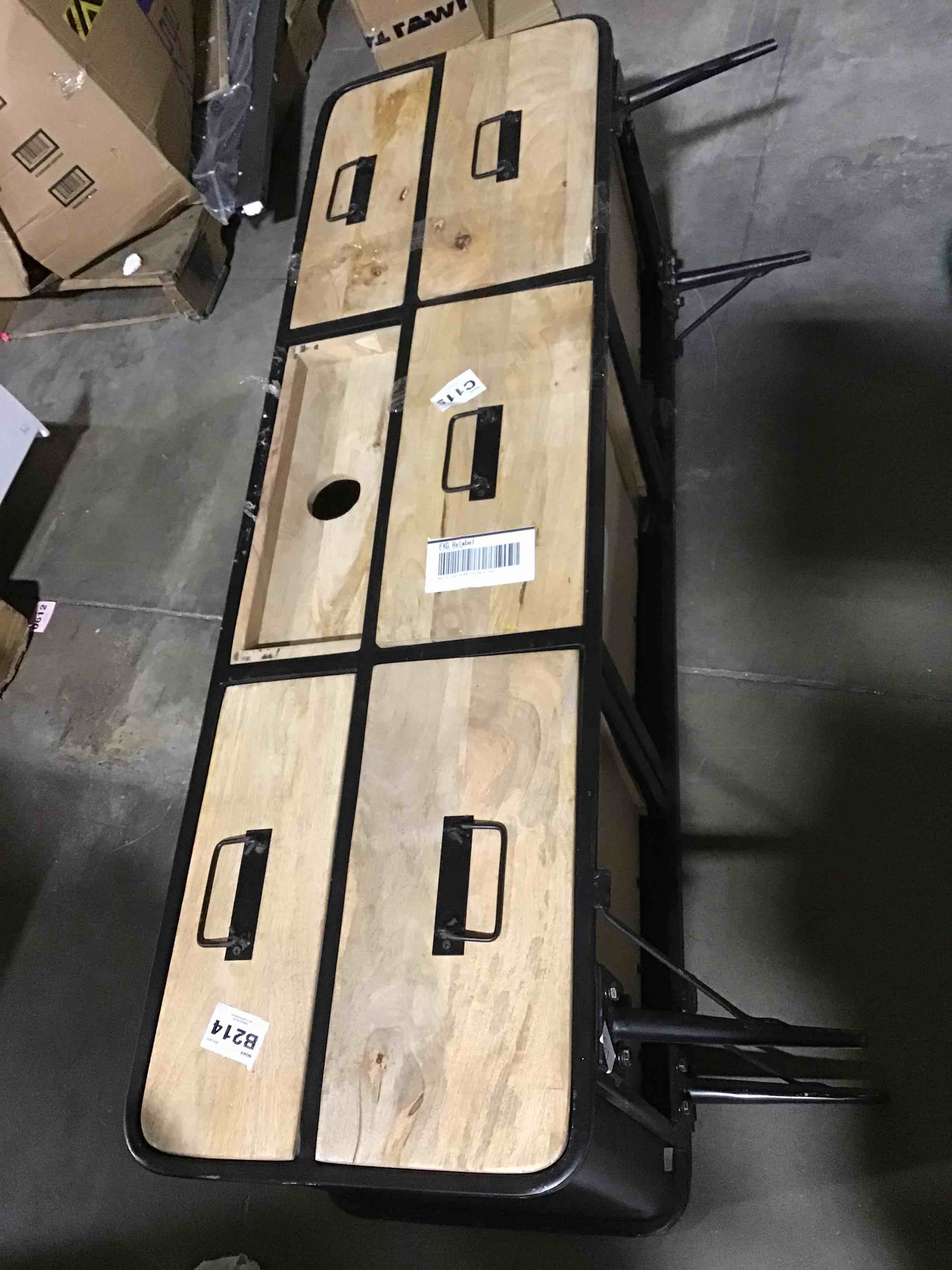 https://s3.amazonaws.com/lotting-images-prod/bidfta/ORG5098047_1696077701470.jpeg