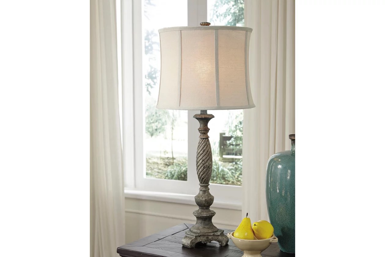 Alinae Table Lamp