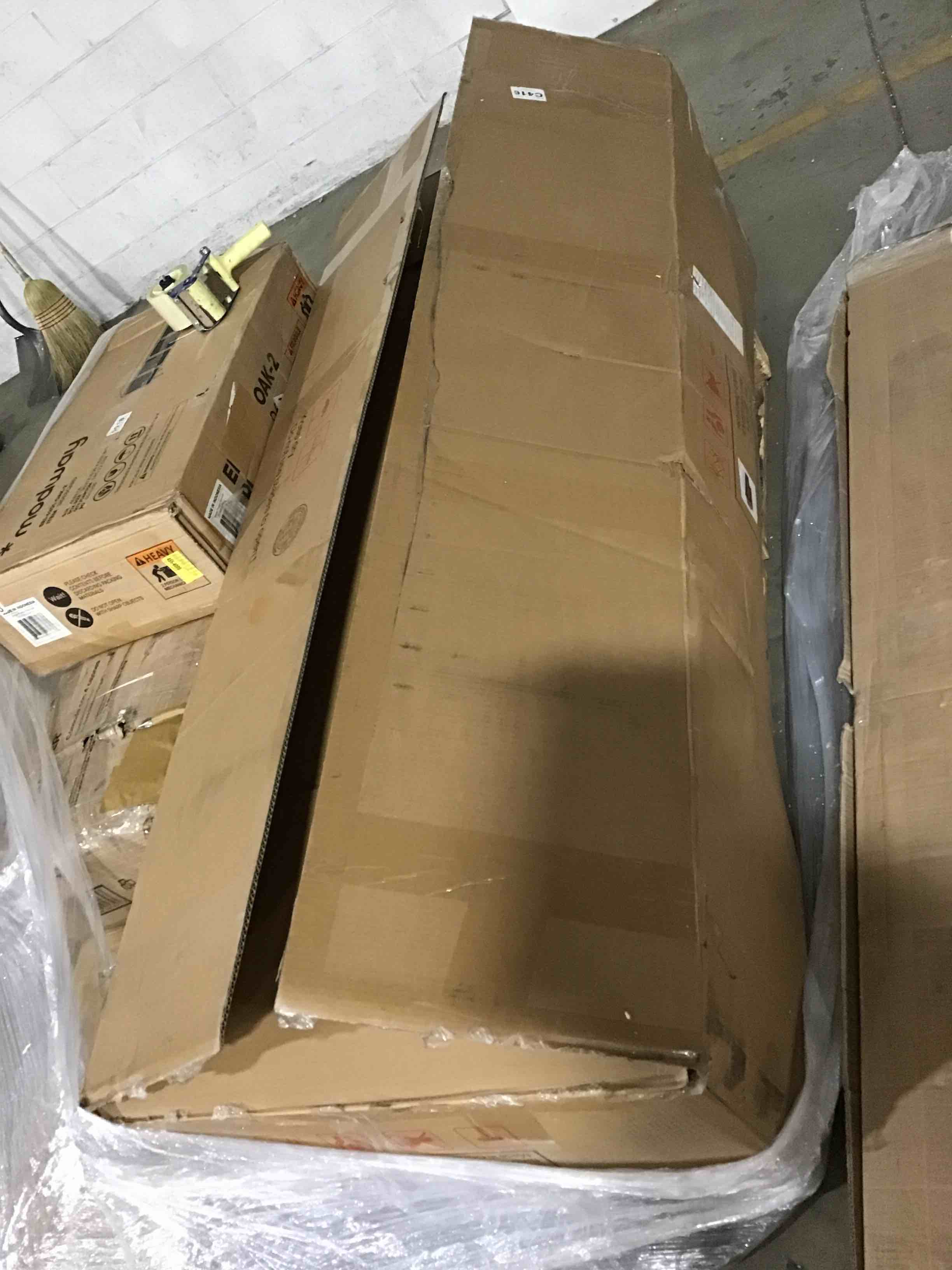 https://s3.amazonaws.com/lotting-images-prod/bidfta/ORG5098648_1696693314288.jpeg