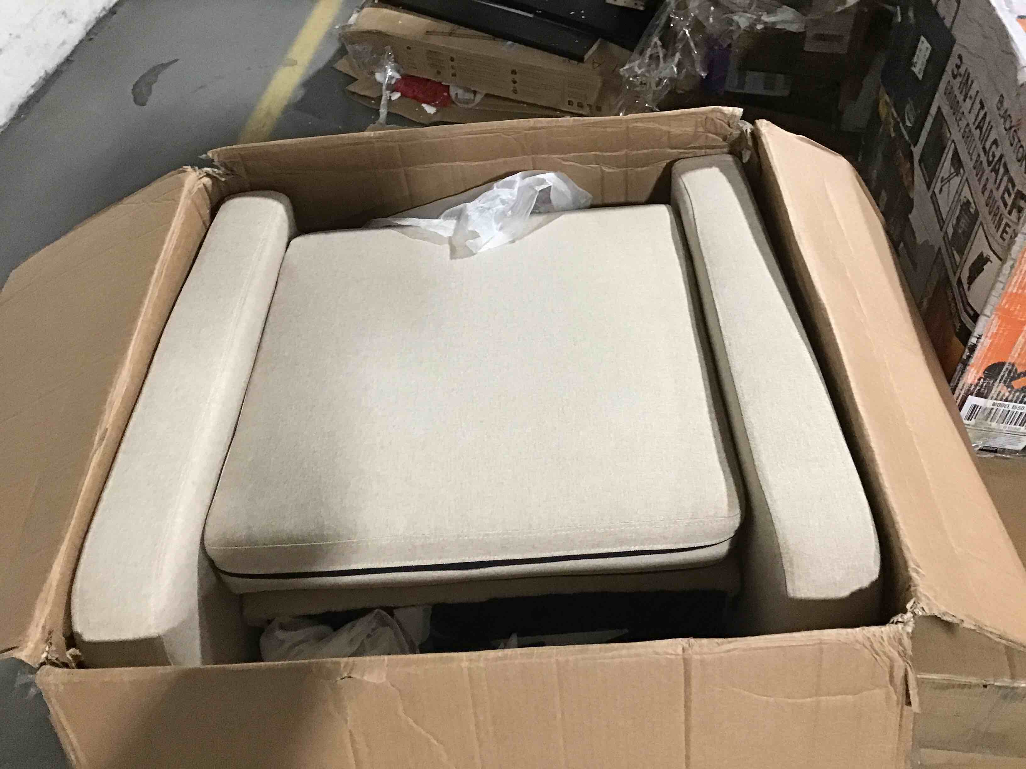 https://s3.amazonaws.com/lotting-images-prod/bidfta/ORG5105103_1695997682802.jpeg