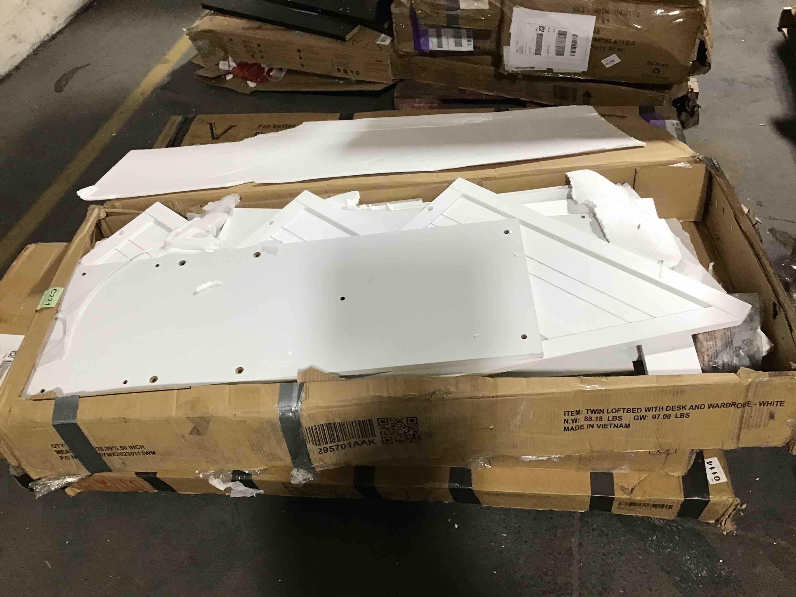 https://s3.amazonaws.com/lotting-images-prod/bidfta/ORG5105108_1695999292269.jpeg