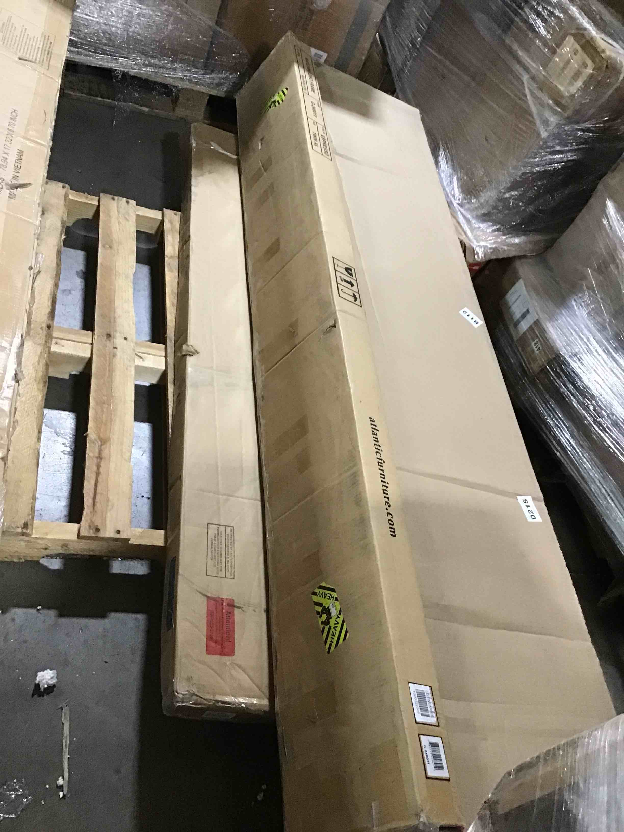 https://s3.amazonaws.com/lotting-images-prod/bidfta/ORG5106632_1695843543303.jpeg