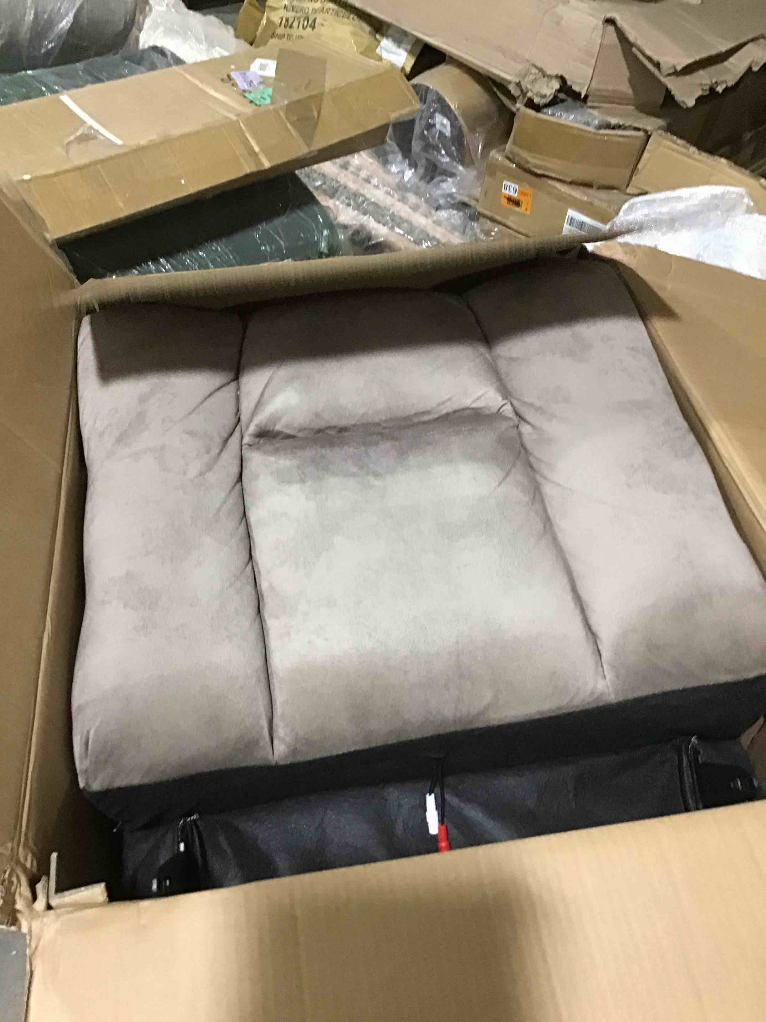 https://s3.amazonaws.com/lotting-images-prod/bidfta/ORG5106774_1695989590117.jpeg