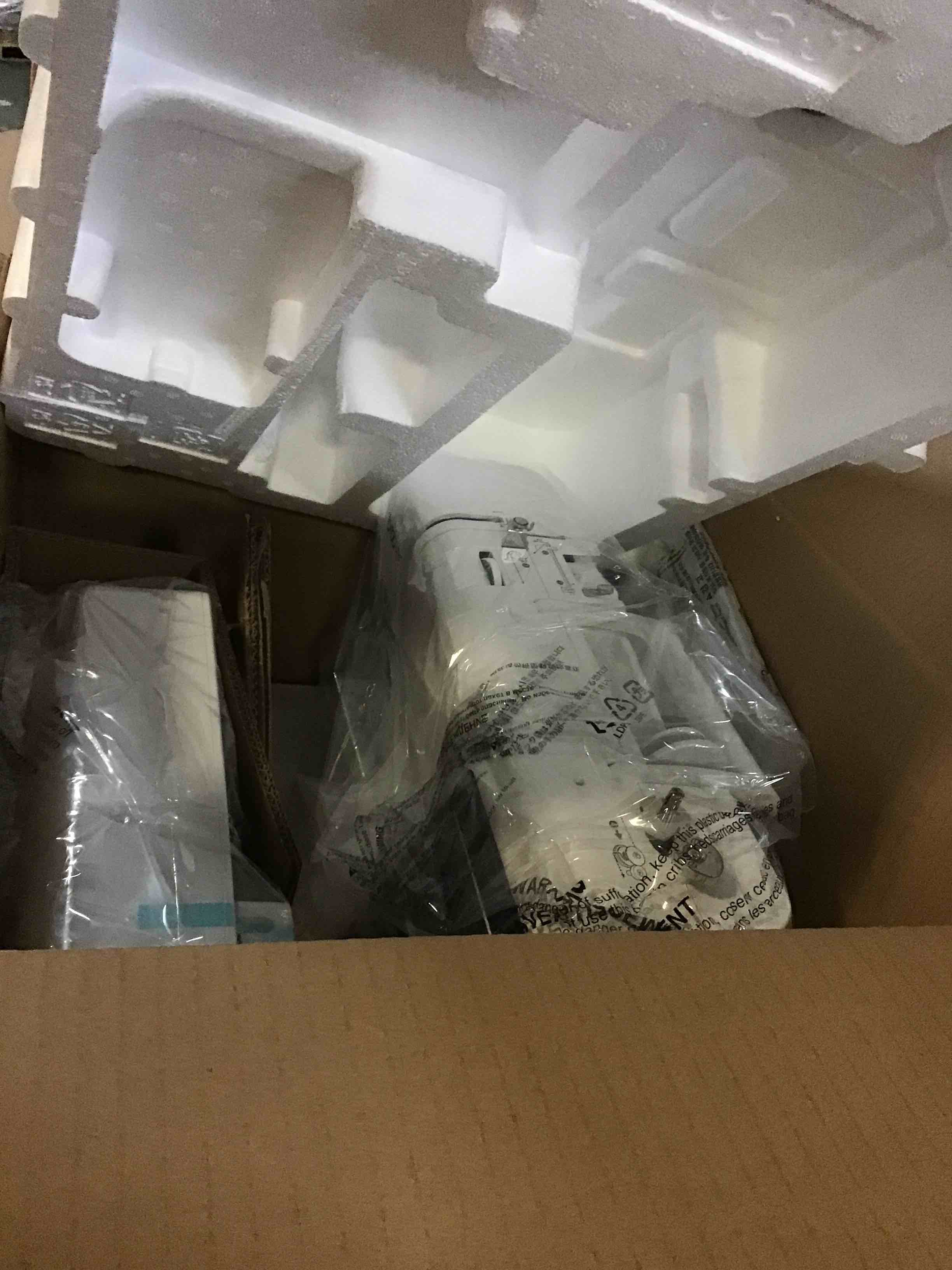 https://s3.amazonaws.com/lotting-images-prod/bidfta/ORG5132262_1701204009466.jpeg