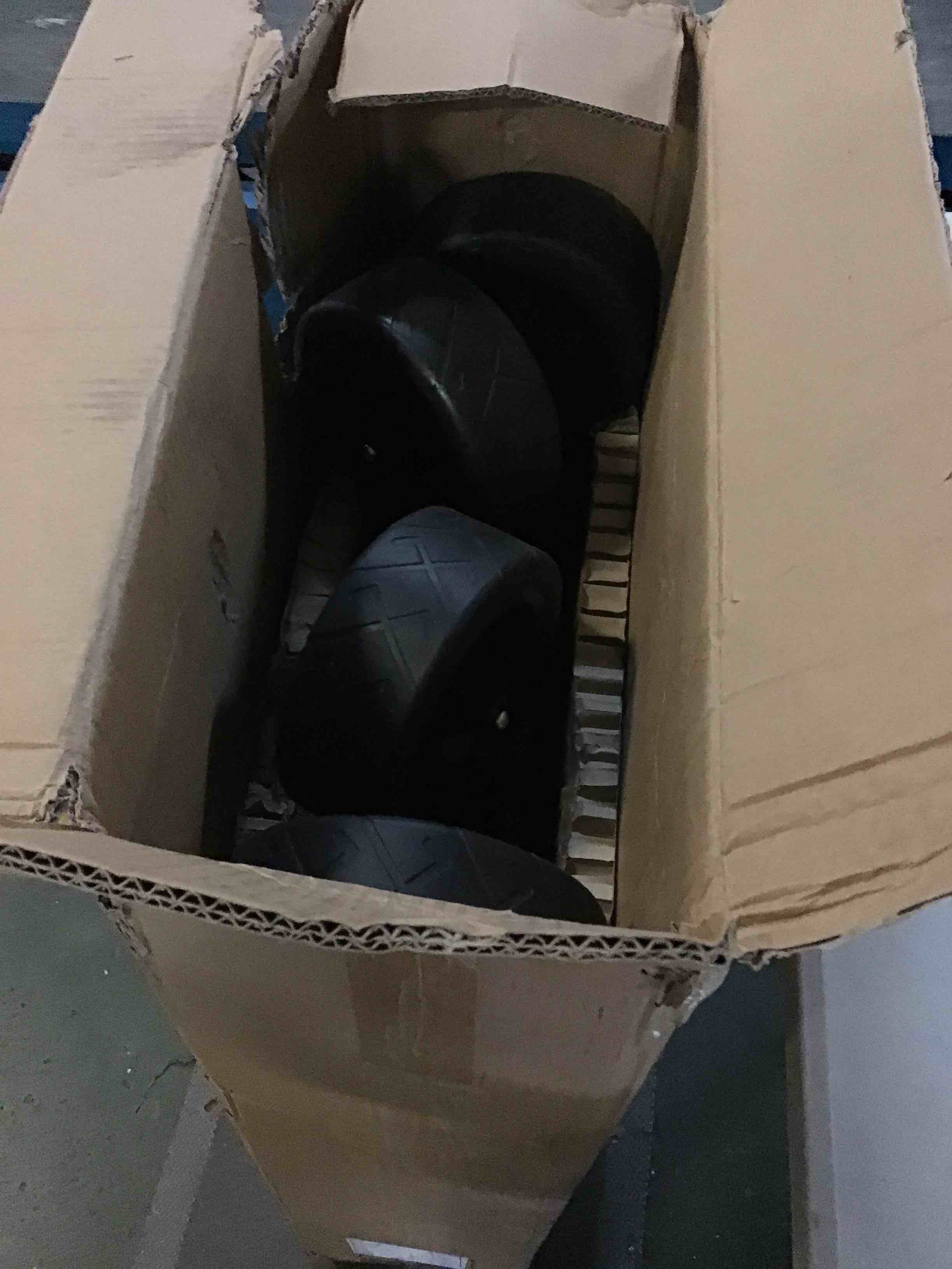 https://s3.amazonaws.com/lotting-images-prod/bidfta/ORG5132282_1701205874483.jpeg