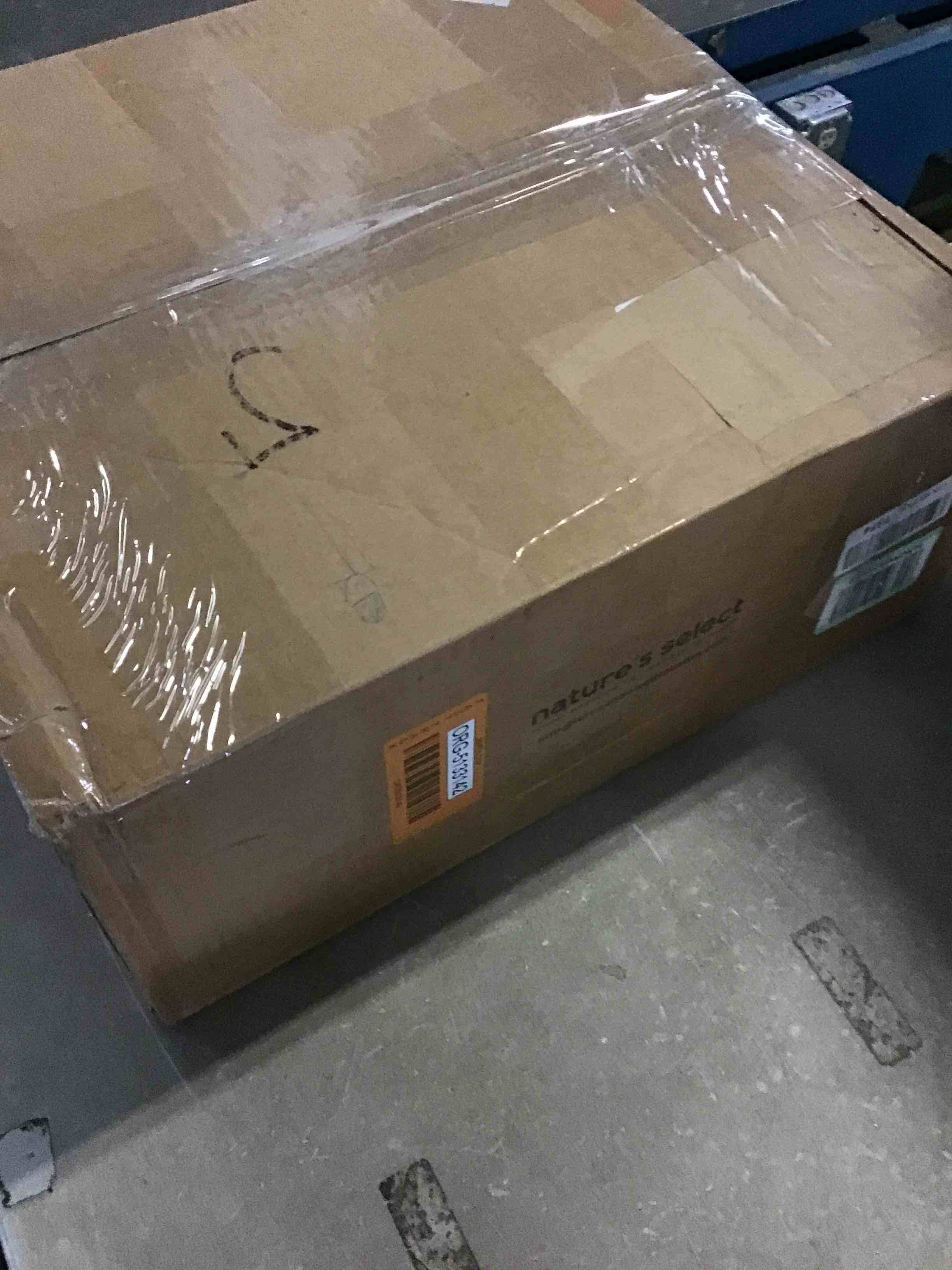 https://s3.amazonaws.com/lotting-images-prod/bidfta/ORG5133142_1701722361219.jpeg