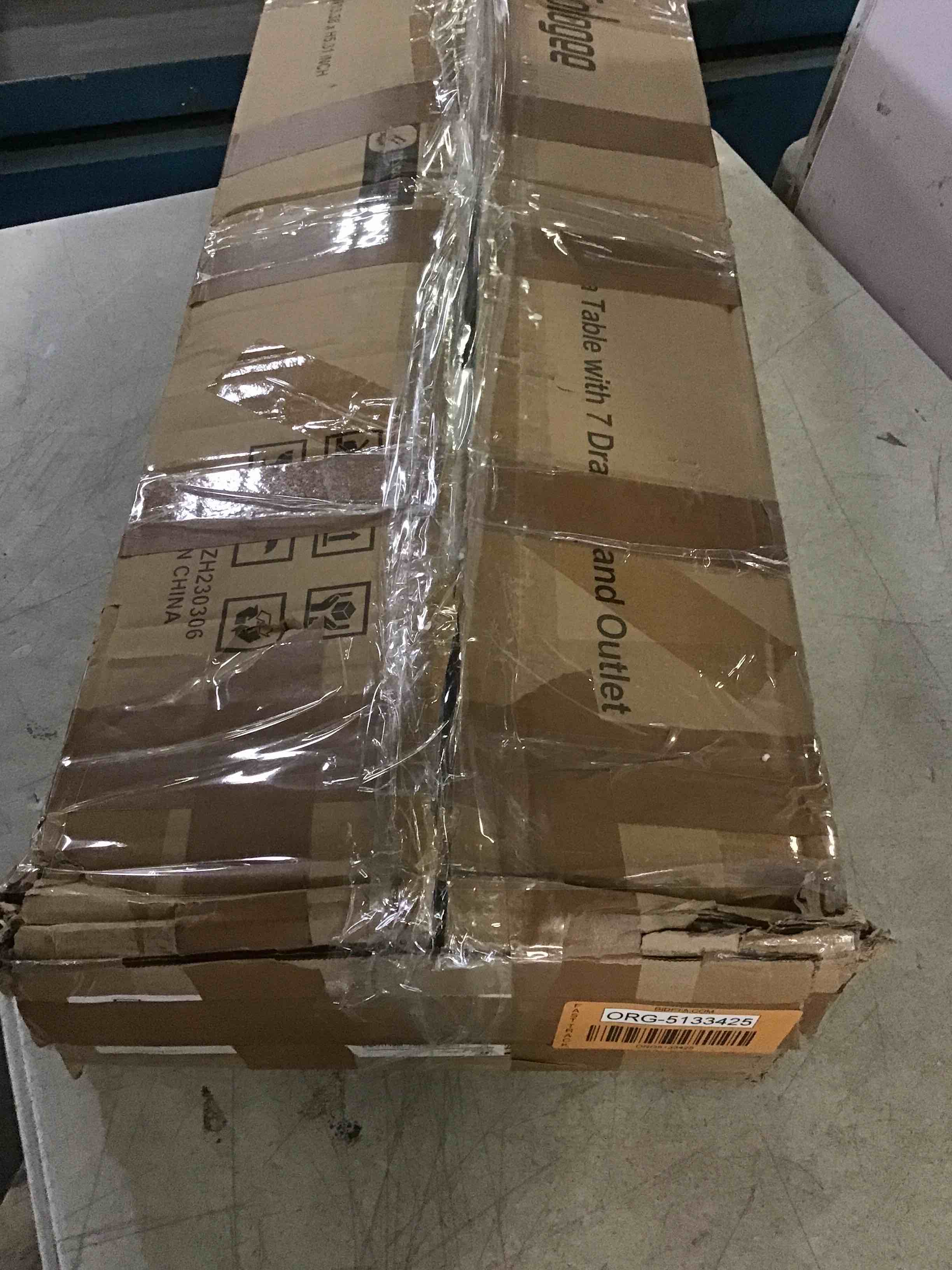 https://s3.amazonaws.com/lotting-images-prod/bidfta/ORG5133425_1701873229160.jpeg