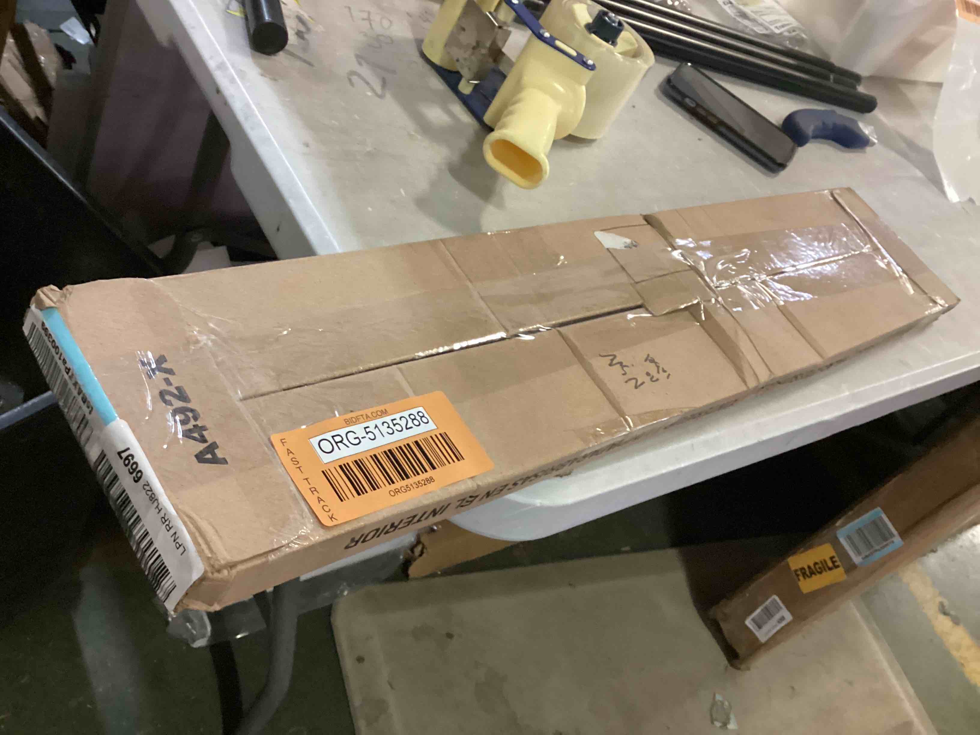 https://s3.amazonaws.com/lotting-images-prod/bidfta/ORG5135288_1701103089798.jpeg