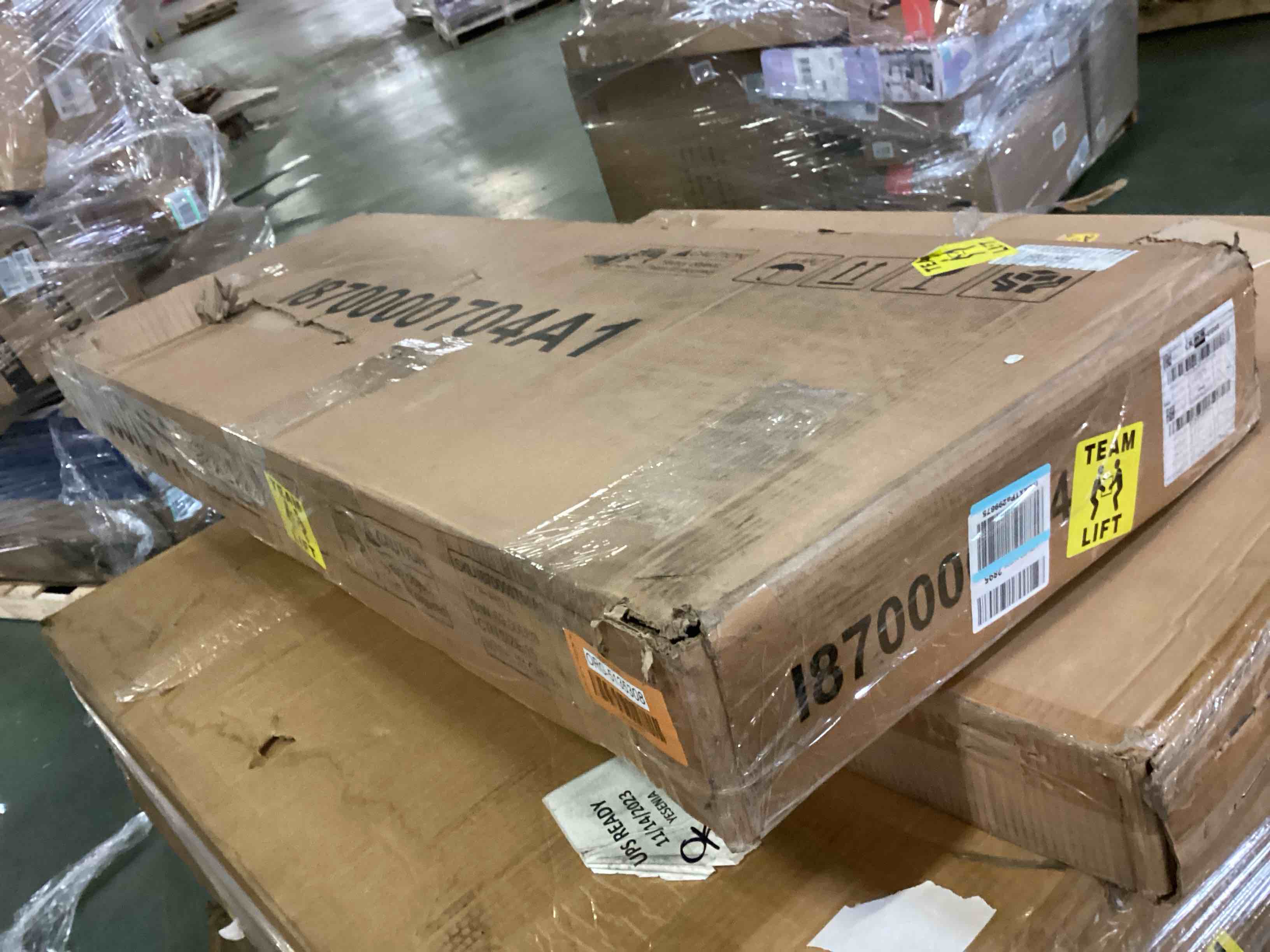 https://s3.amazonaws.com/lotting-images-prod/bidfta/ORG5135308_1701106572039.jpeg