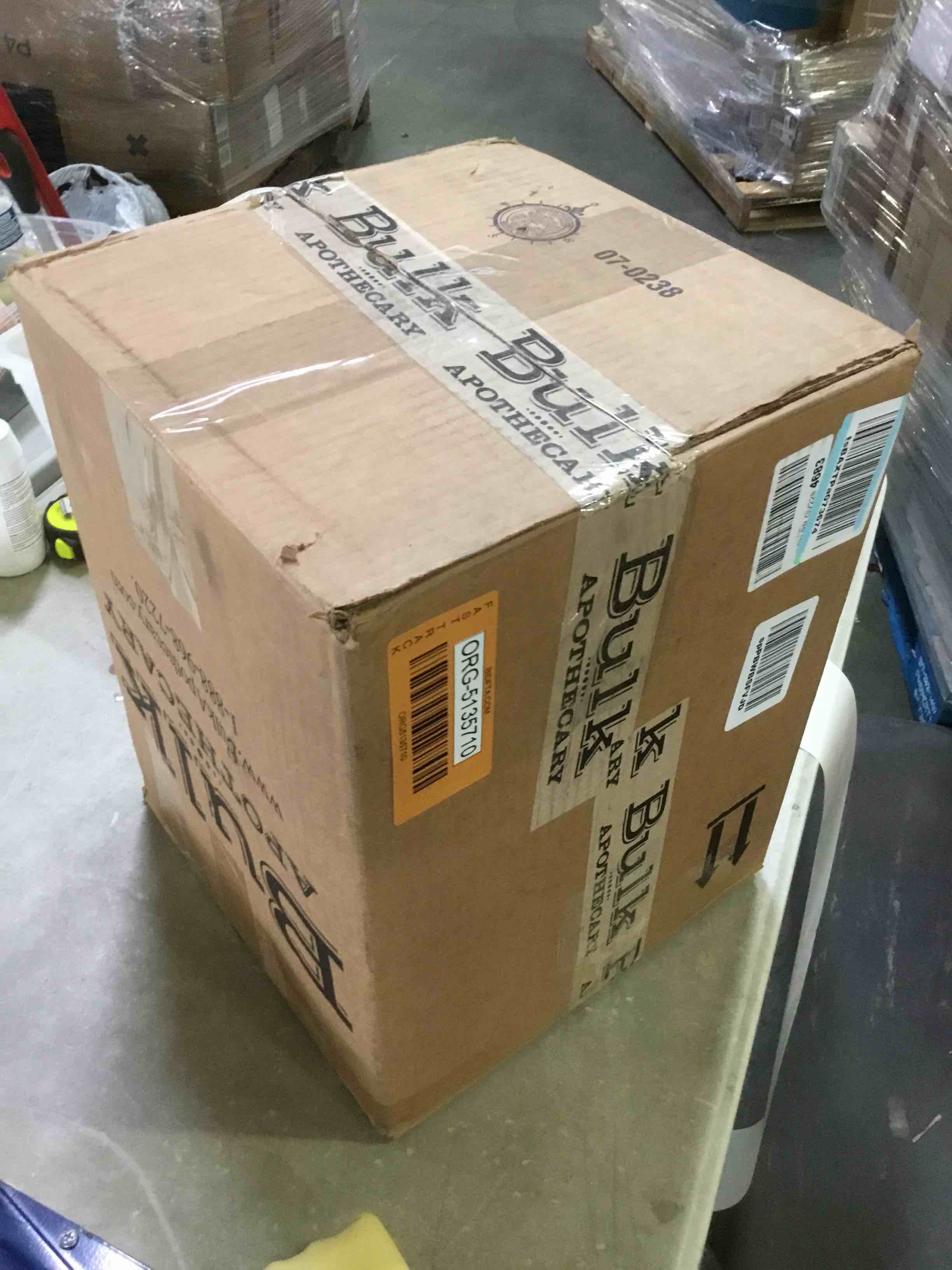 https://s3.amazonaws.com/lotting-images-prod/bidfta/ORG5135710_1701365002965.jpeg