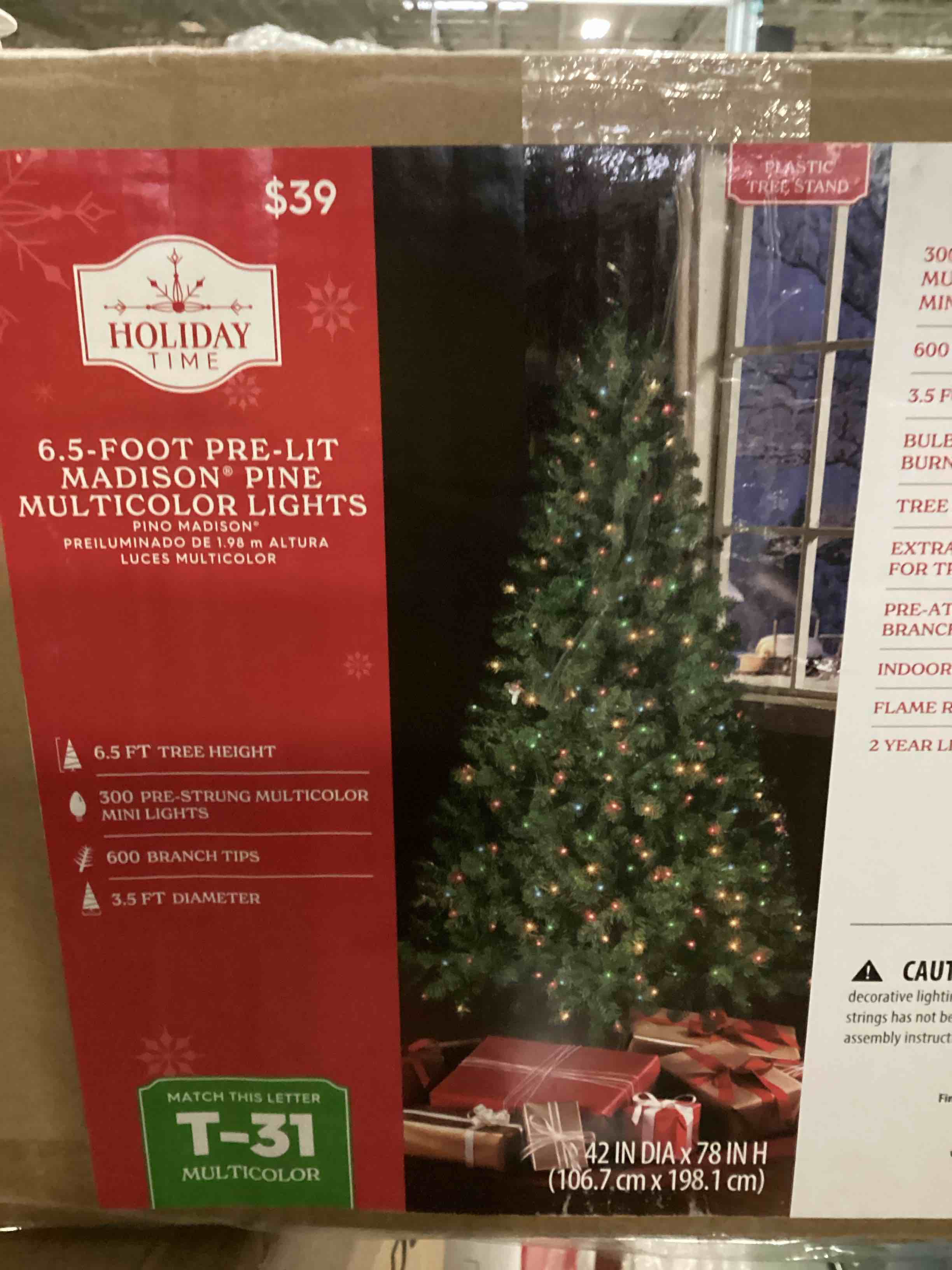 6.5ft Pre-lit Madison Pine Multicolor Lights 