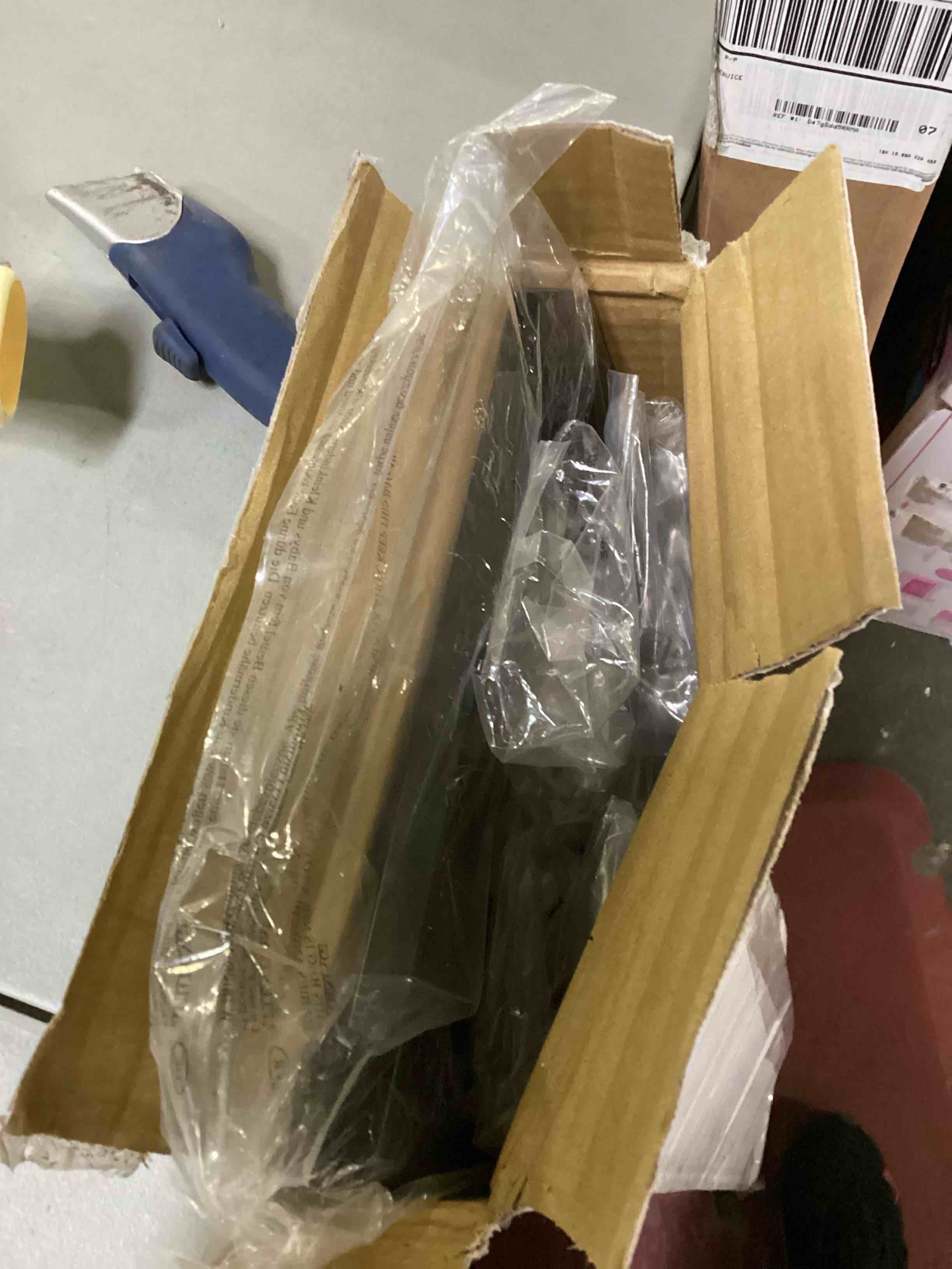 https://s3.amazonaws.com/lotting-images-prod/bidfta/ORG5136172_1701716198190.jpeg