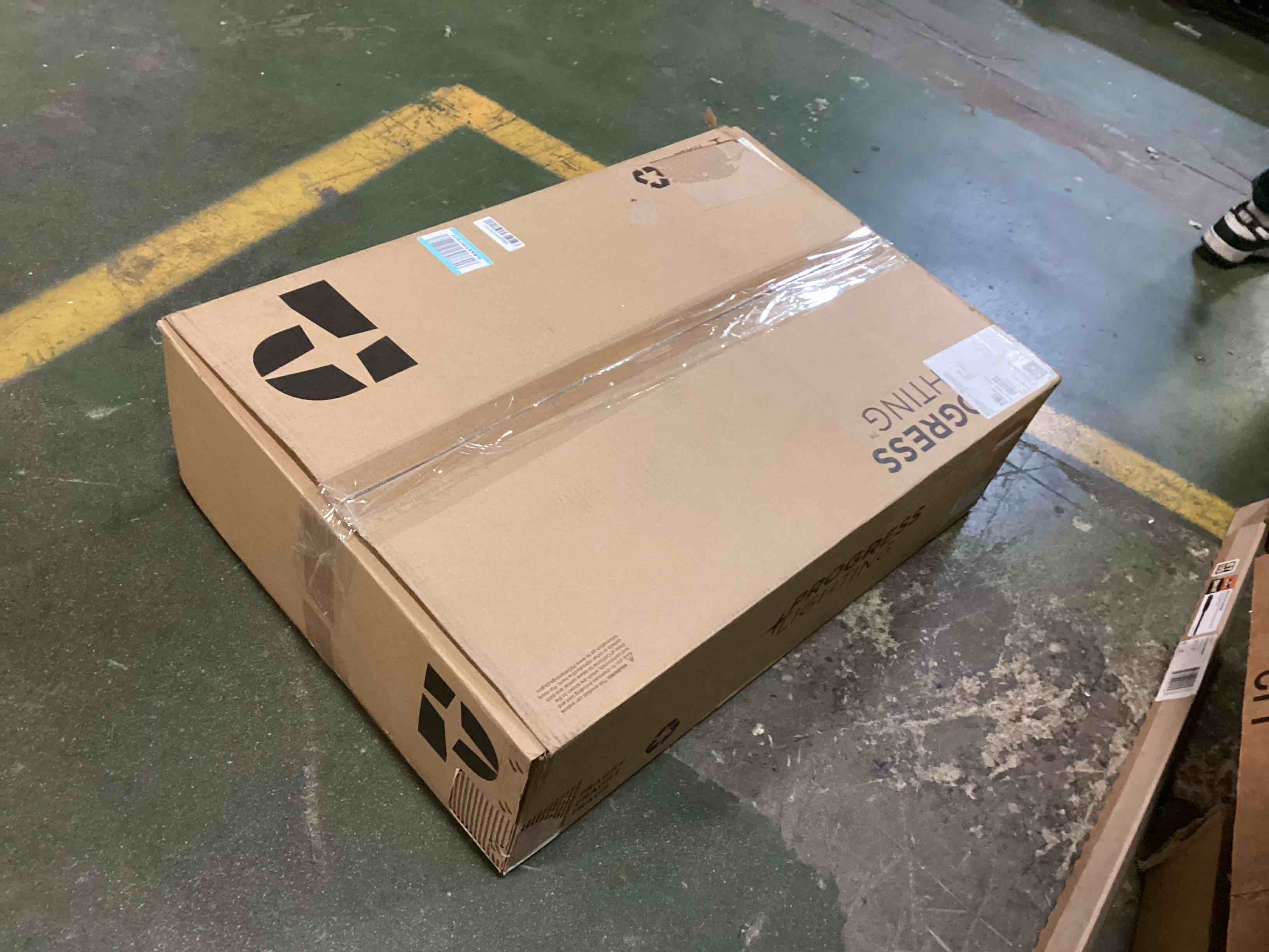 https://s3.amazonaws.com/lotting-images-prod/bidfta/ORG5136268_1701784781605.jpeg