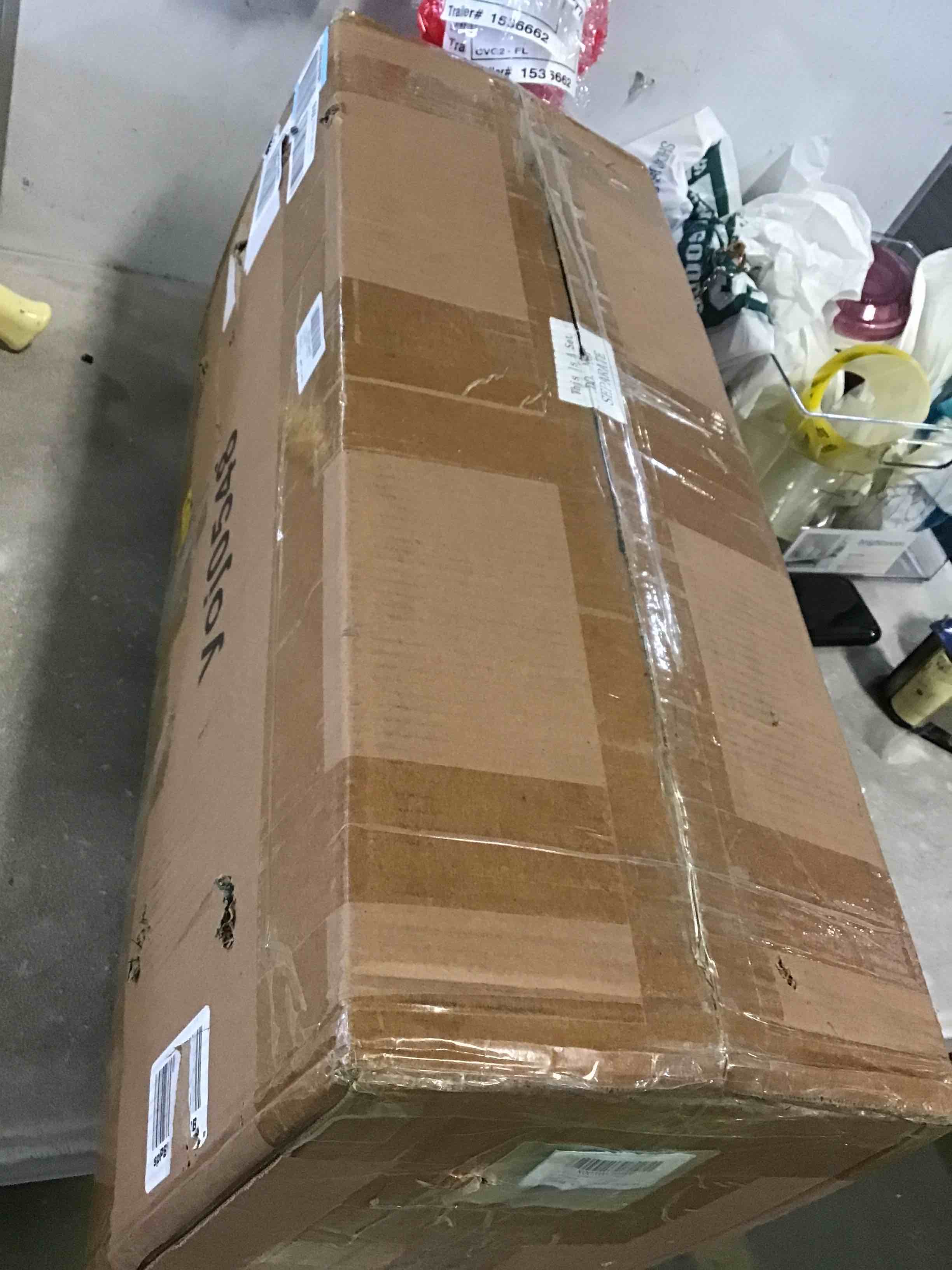 https://s3.amazonaws.com/lotting-images-prod/bidfta/ORG5136849_1702743379794.jpeg