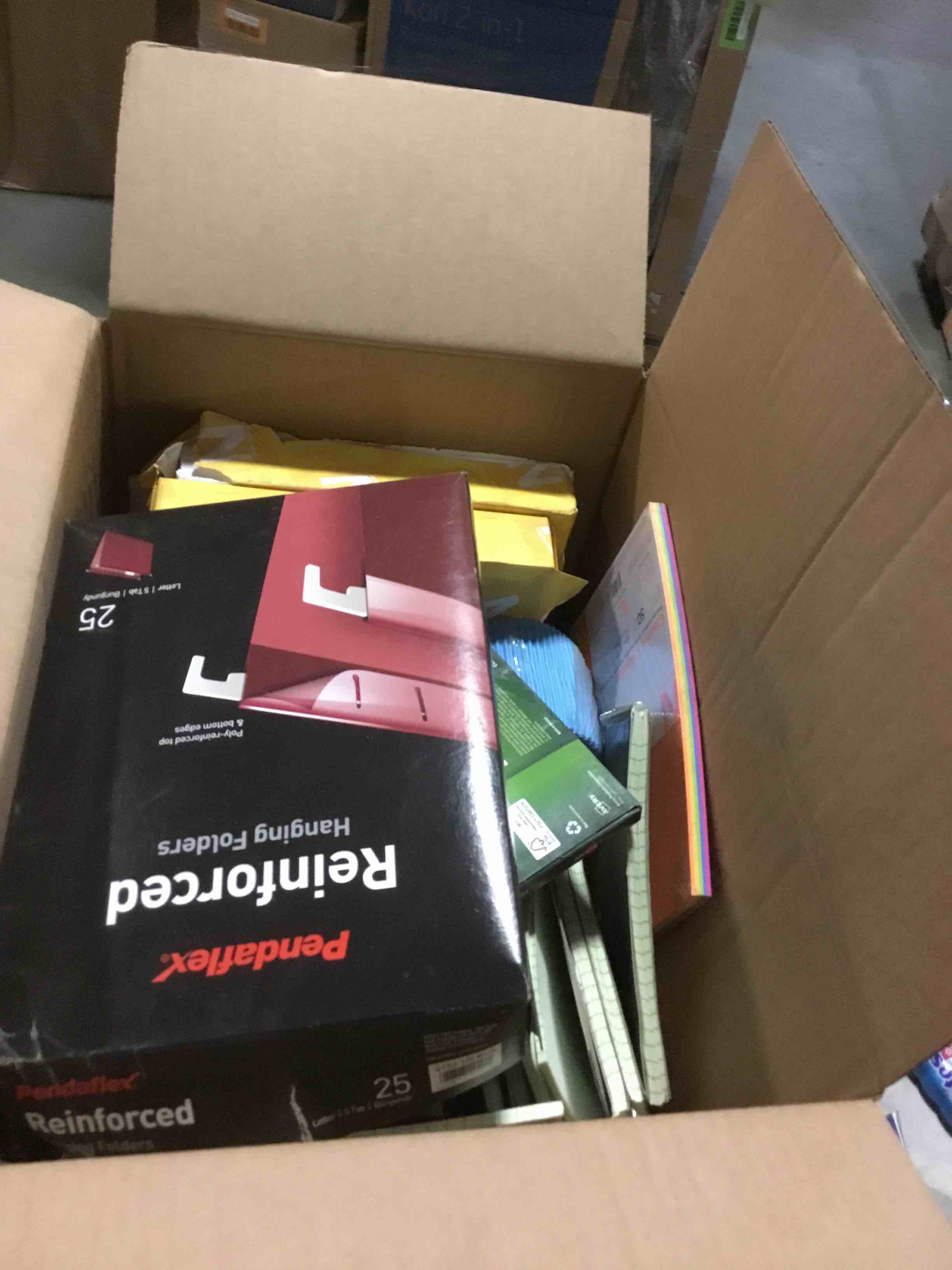 https://s3.amazonaws.com/lotting-images-prod/bidfta/ORG5136934_1702905062199.jpeg