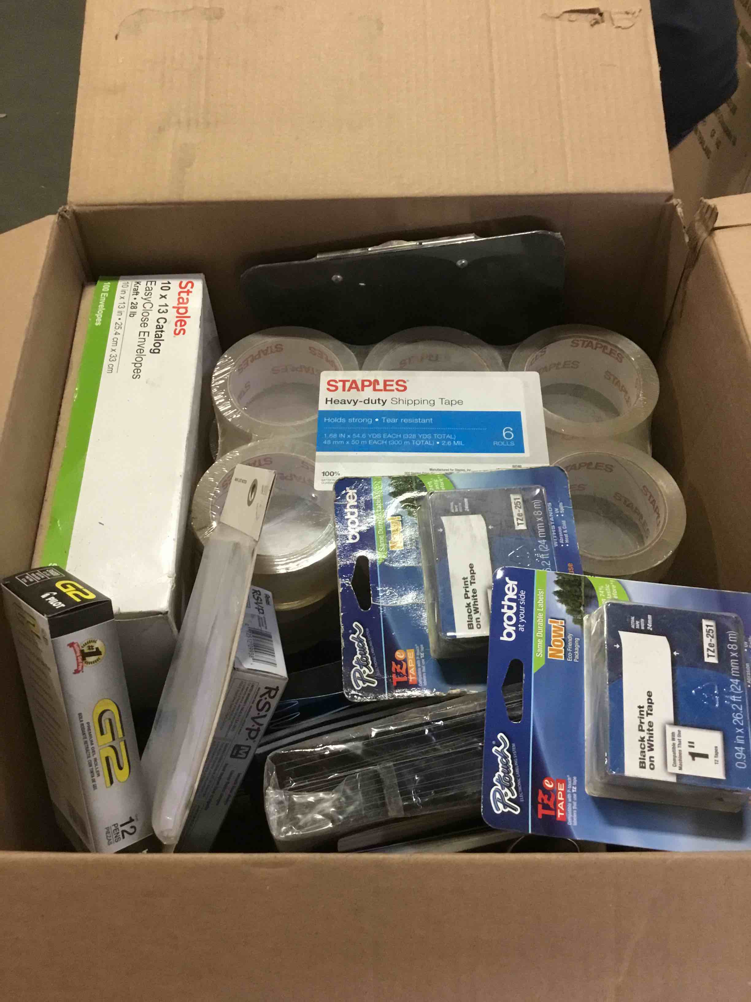 https://s3.amazonaws.com/lotting-images-prod/bidfta/ORG5136986_1702914766868.jpeg