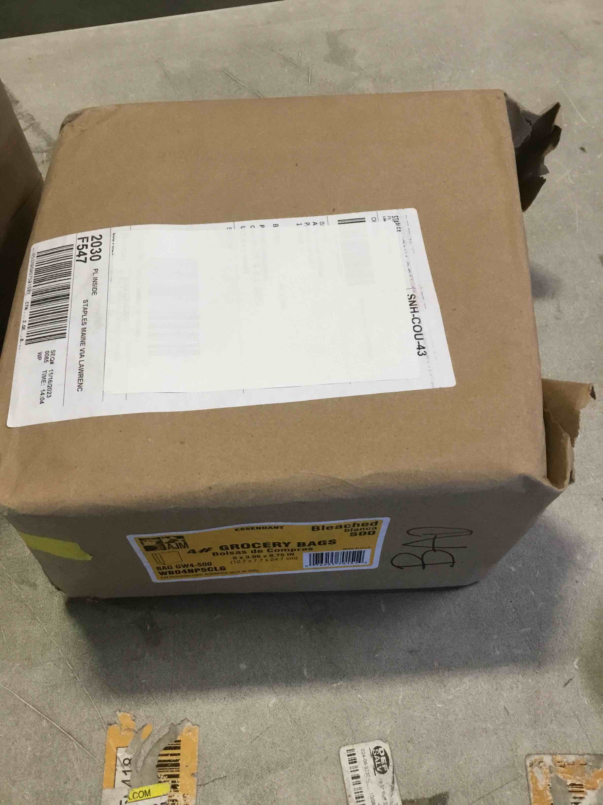 https://s3.amazonaws.com/lotting-images-prod/bidfta/ORG5137366_1703097782620.jpeg