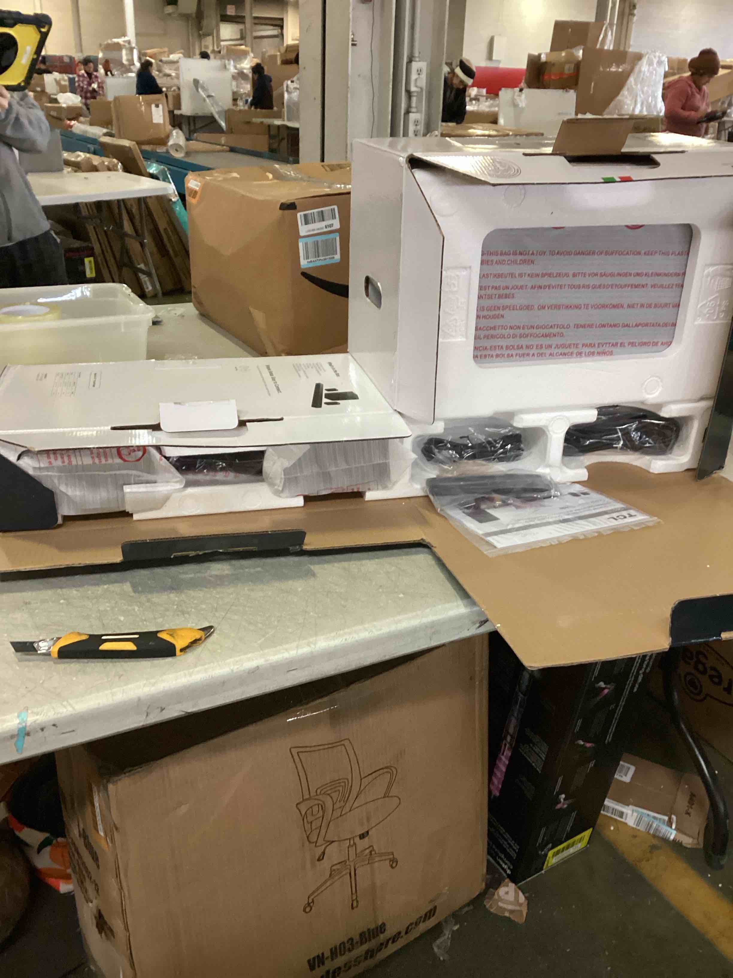 https://s3.amazonaws.com/lotting-images-prod/bidfta/ORG5137998_1701195568420.jpeg