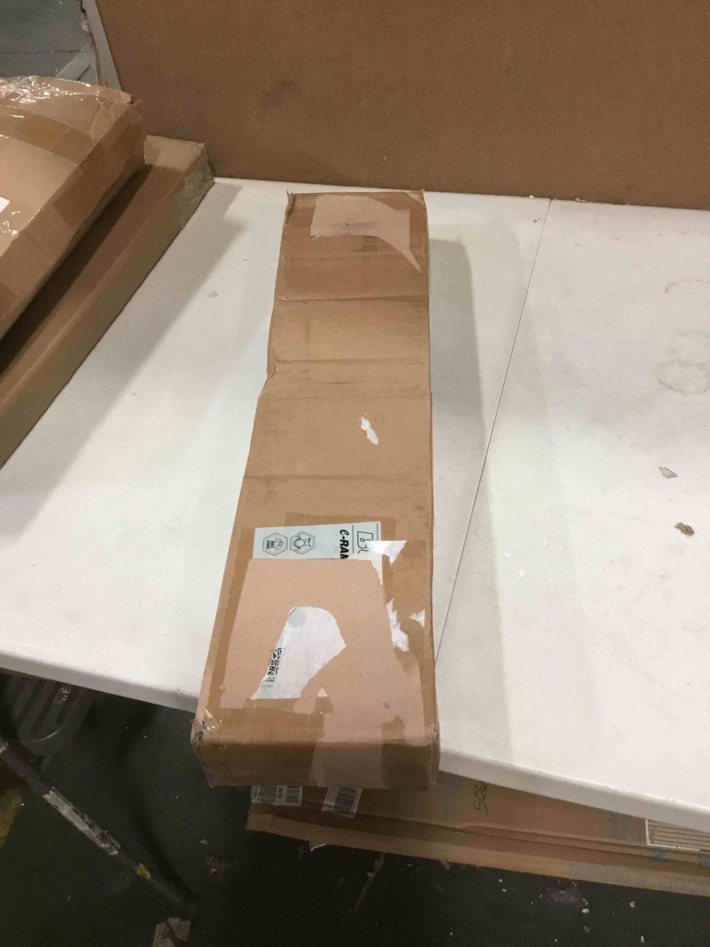 https://s3.amazonaws.com/lotting-images-prod/bidfta/ORG5138622_1701782719203.jpeg