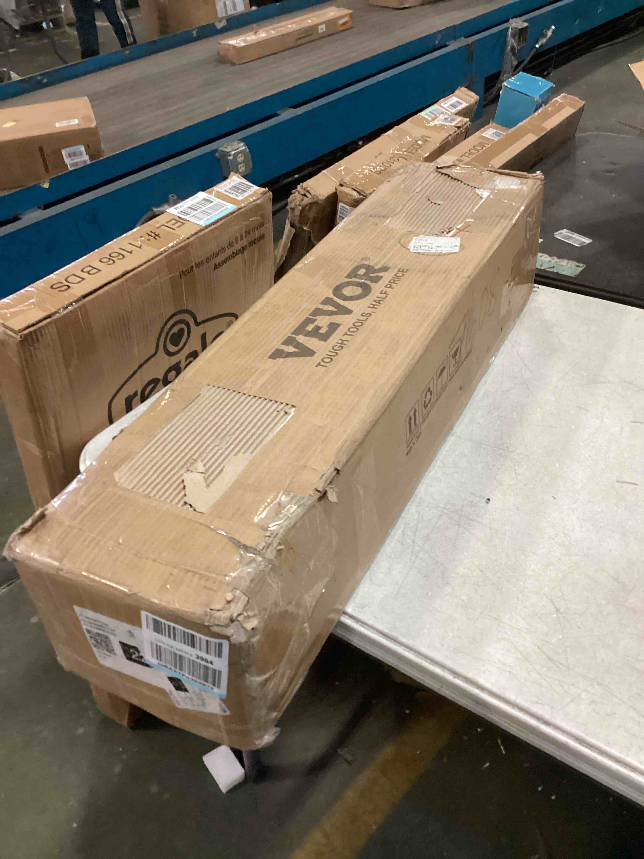 https://s3.amazonaws.com/lotting-images-prod/bidfta/ORG5139171_1701981657568.jpeg