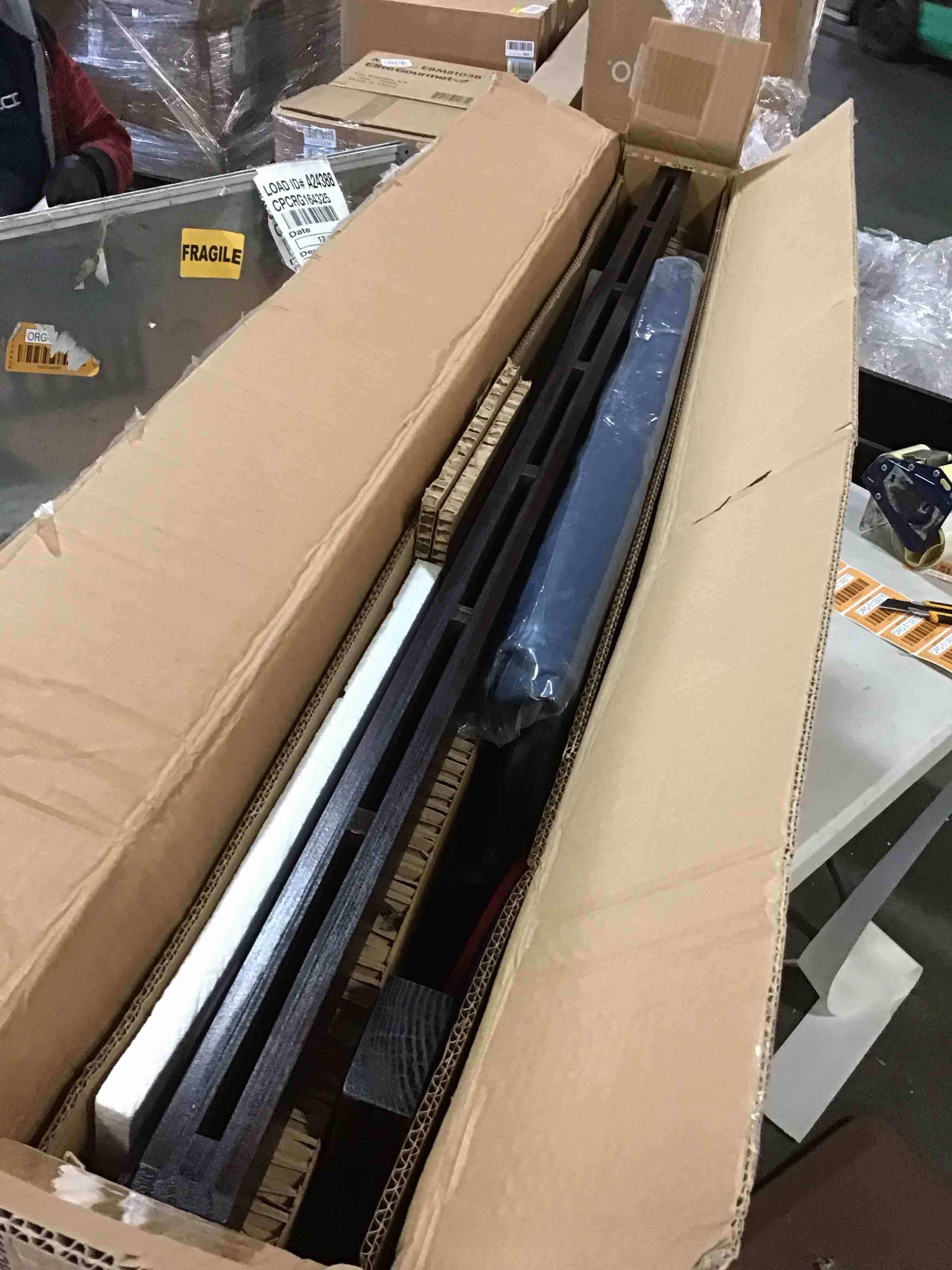 https://s3.amazonaws.com/lotting-images-prod/bidfta/ORG5139312_1702320403307.jpeg