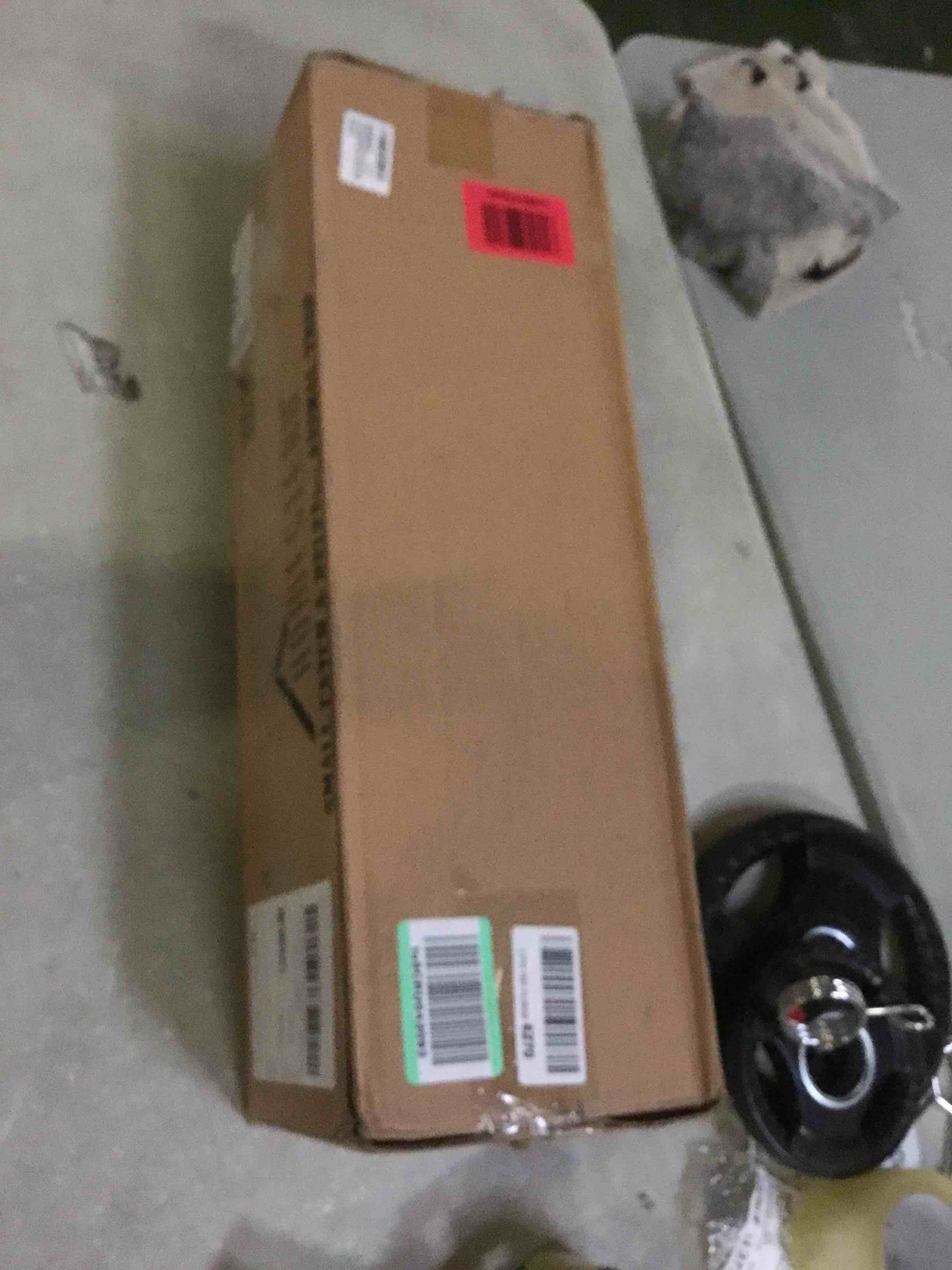 https://s3.amazonaws.com/lotting-images-prod/bidfta/ORG5139716_1701098384230.jpeg