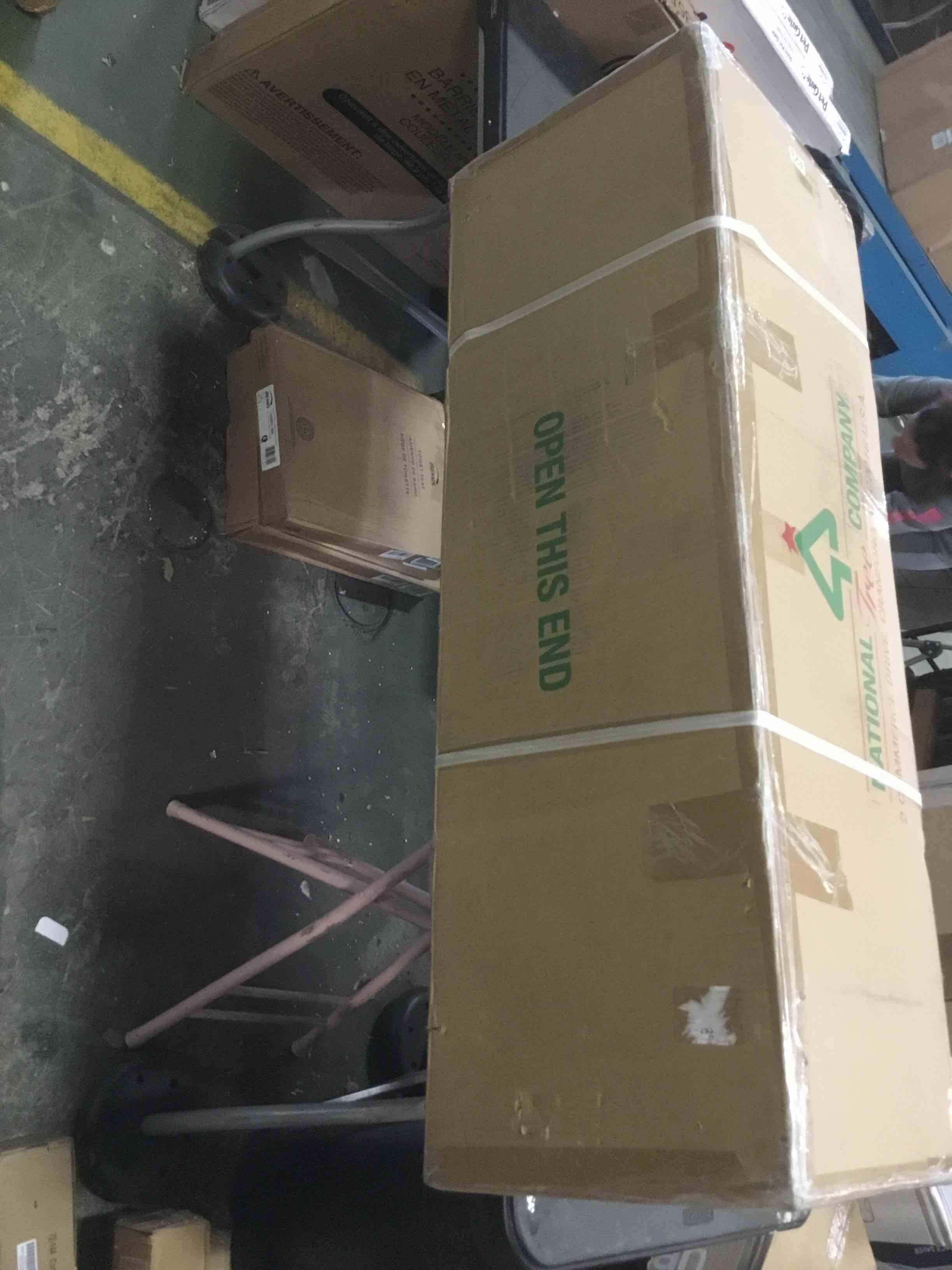 https://s3.amazonaws.com/lotting-images-prod/bidfta/ORG5140708_1701974575226.jpeg