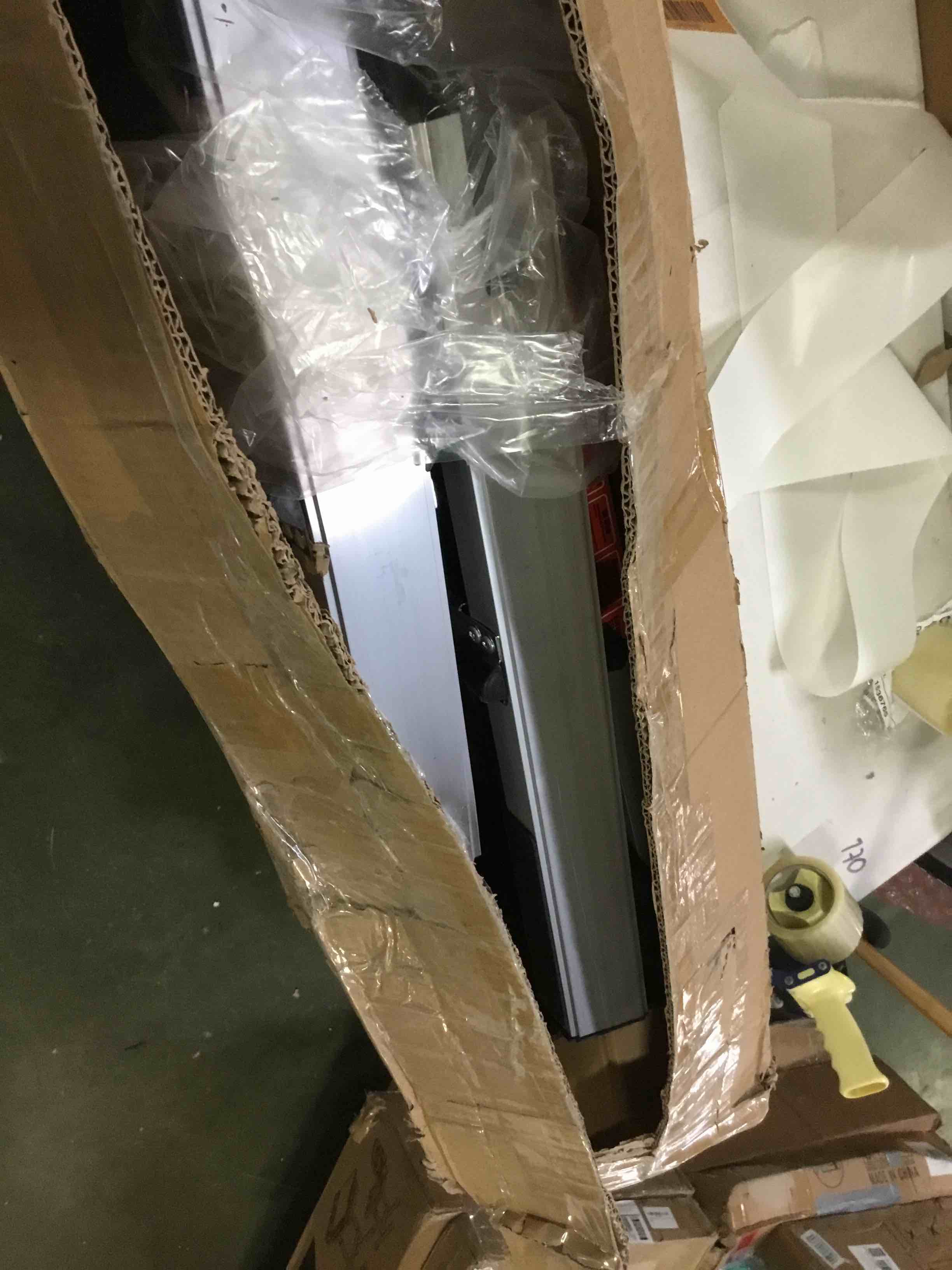 https://s3.amazonaws.com/lotting-images-prod/bidfta/ORG5140865_1702052227800.jpeg