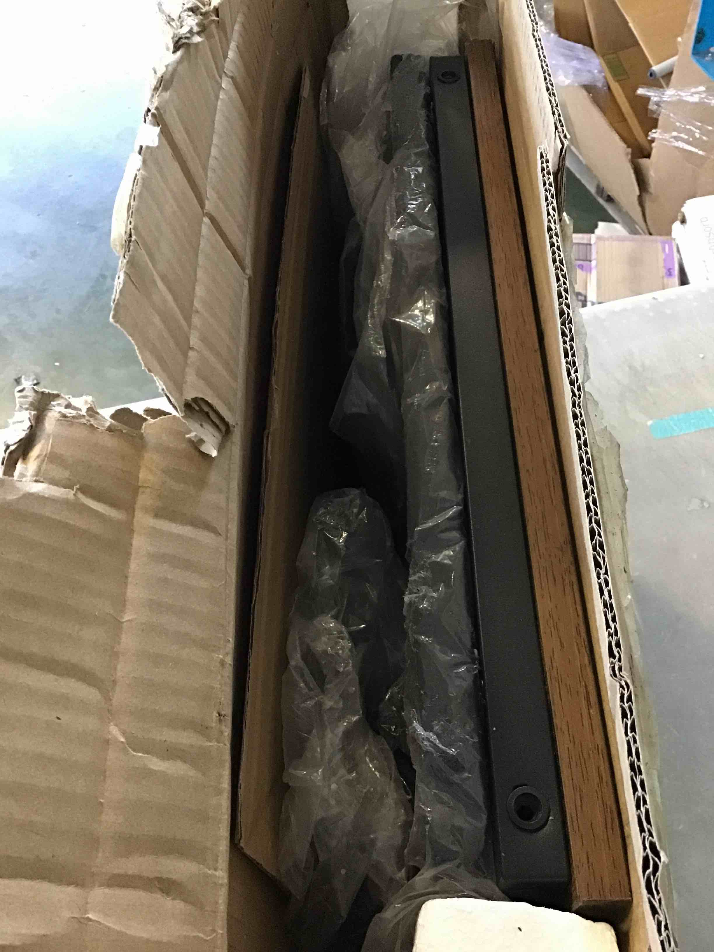 https://s3.amazonaws.com/lotting-images-prod/bidfta/ORG5141370_1700854518284.jpeg