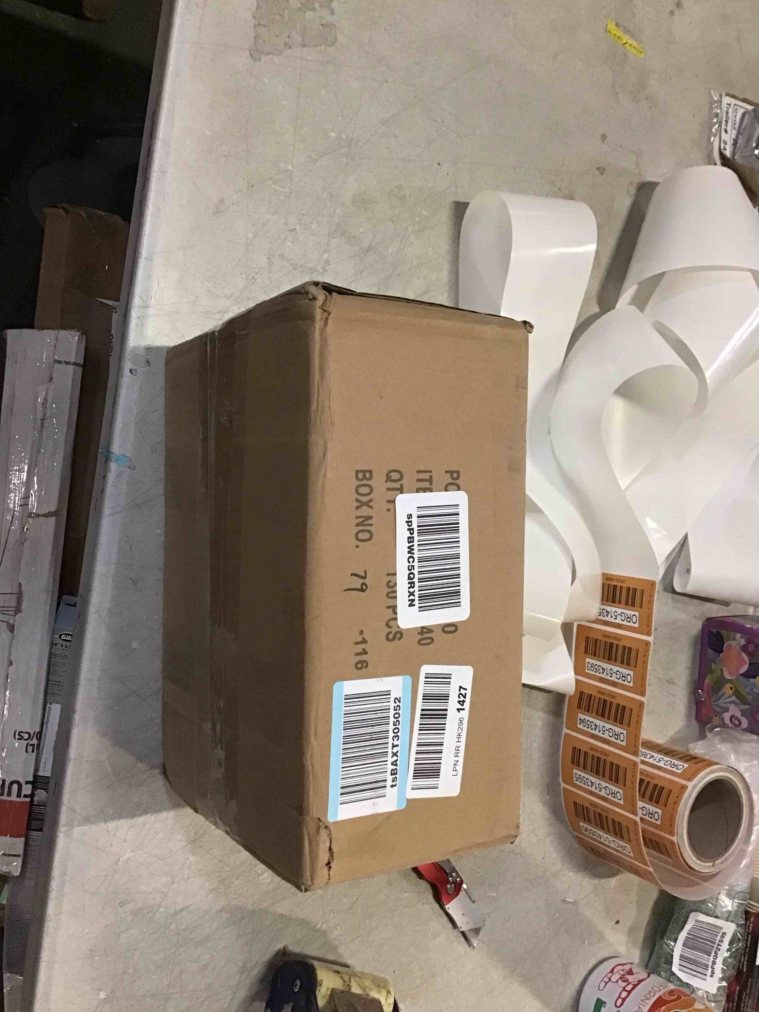 https://s3.amazonaws.com/lotting-images-prod/bidfta/ORG5143592_1701451951132.jpeg