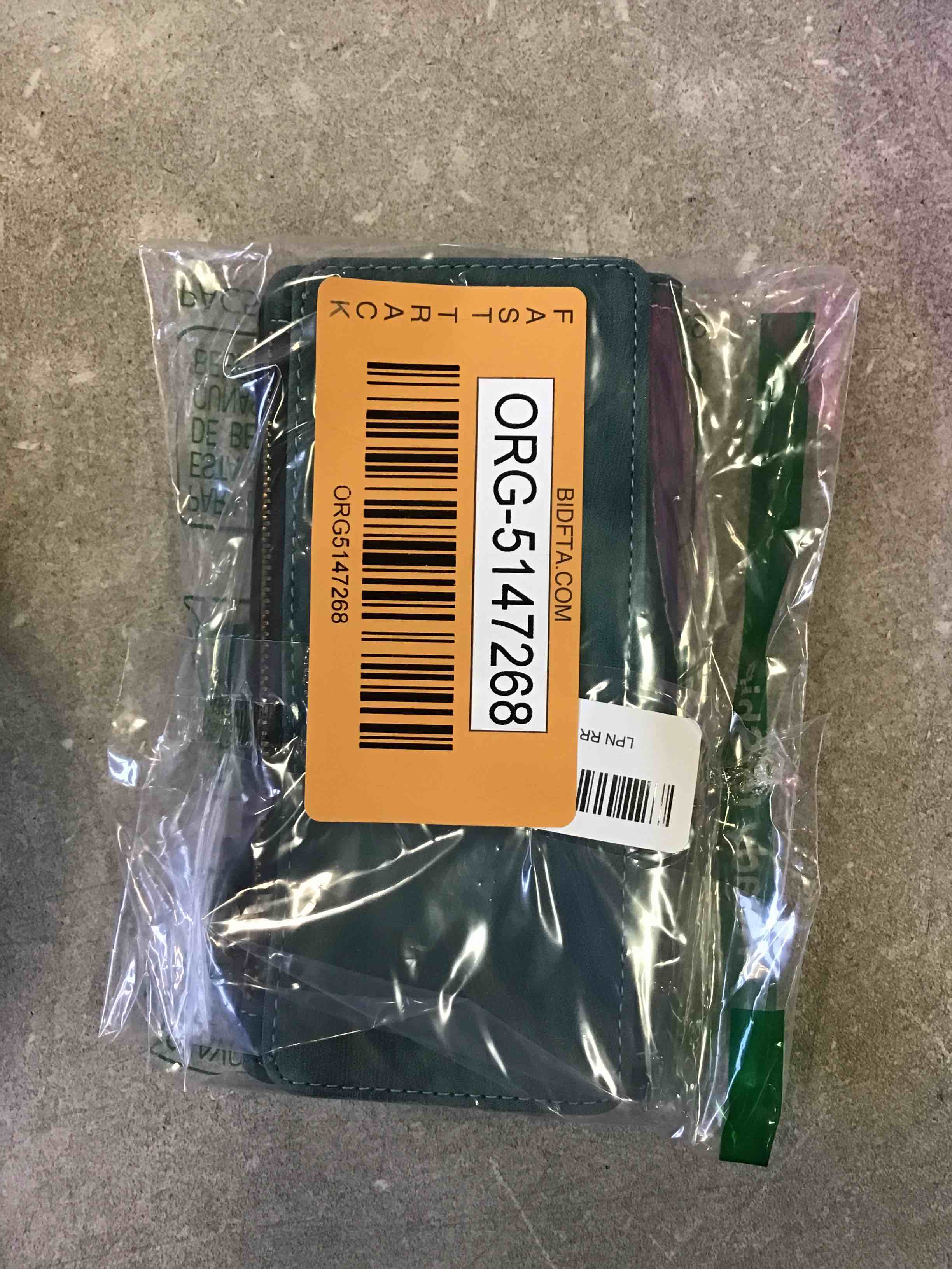 https://s3.amazonaws.com/lotting-images-prod/bidfta/ORG5147268_1692192488339.jpeg