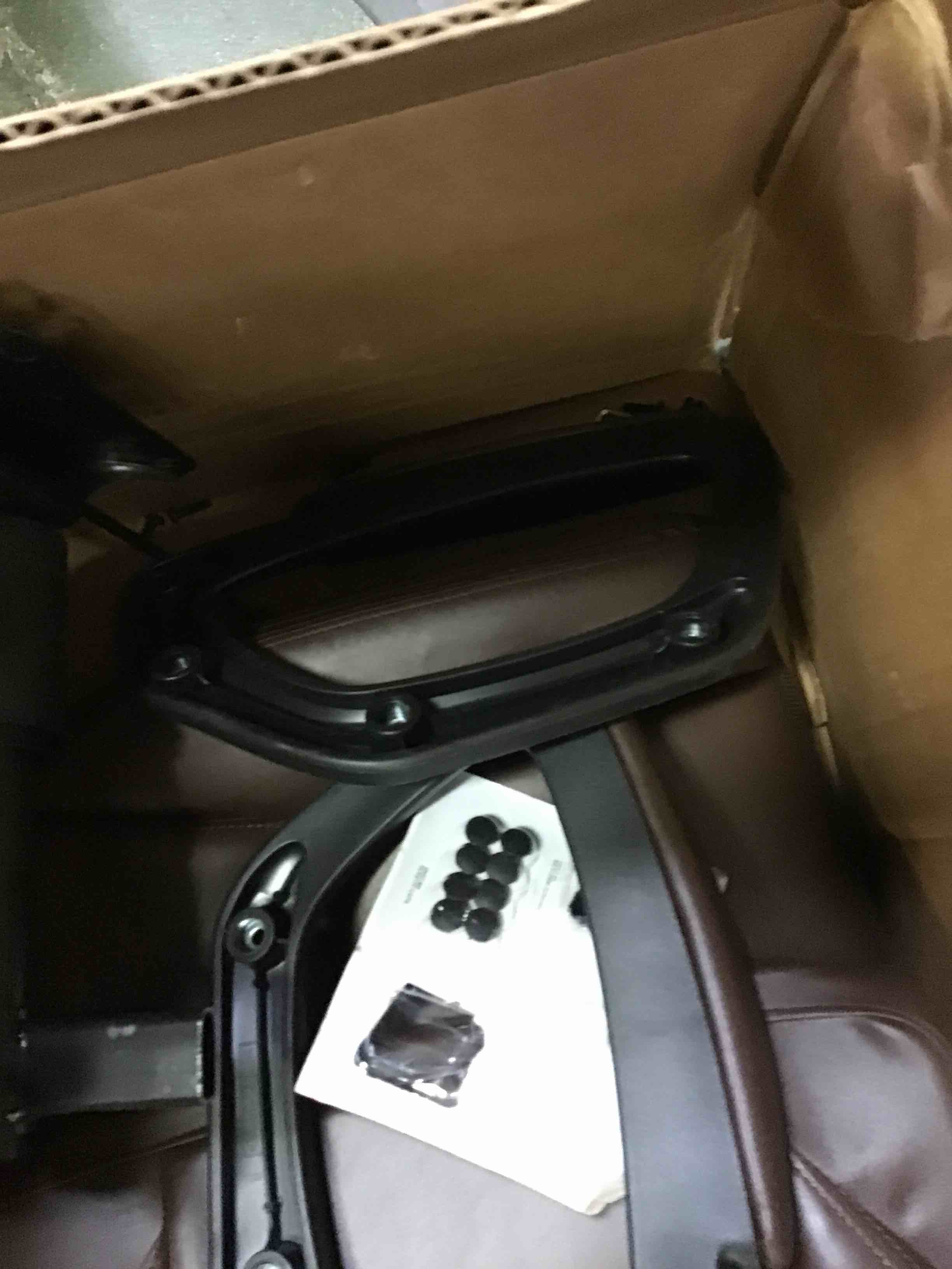 https://s3.amazonaws.com/lotting-images-prod/bidfta/ORG5151443_1686315975618.jpeg
