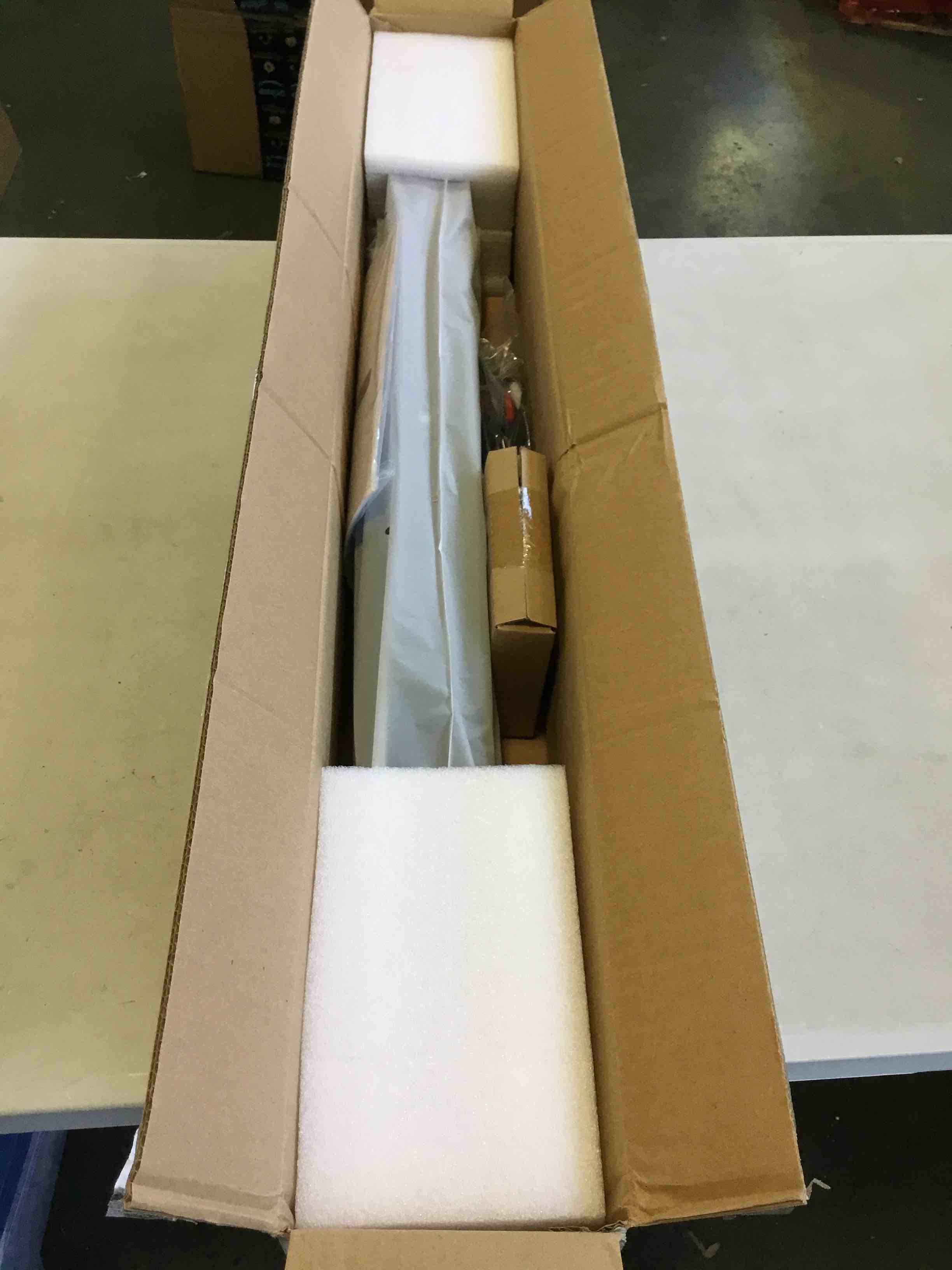 https://s3.amazonaws.com/lotting-images-prod/bidfta/ORG5156187_1689085183097.jpeg