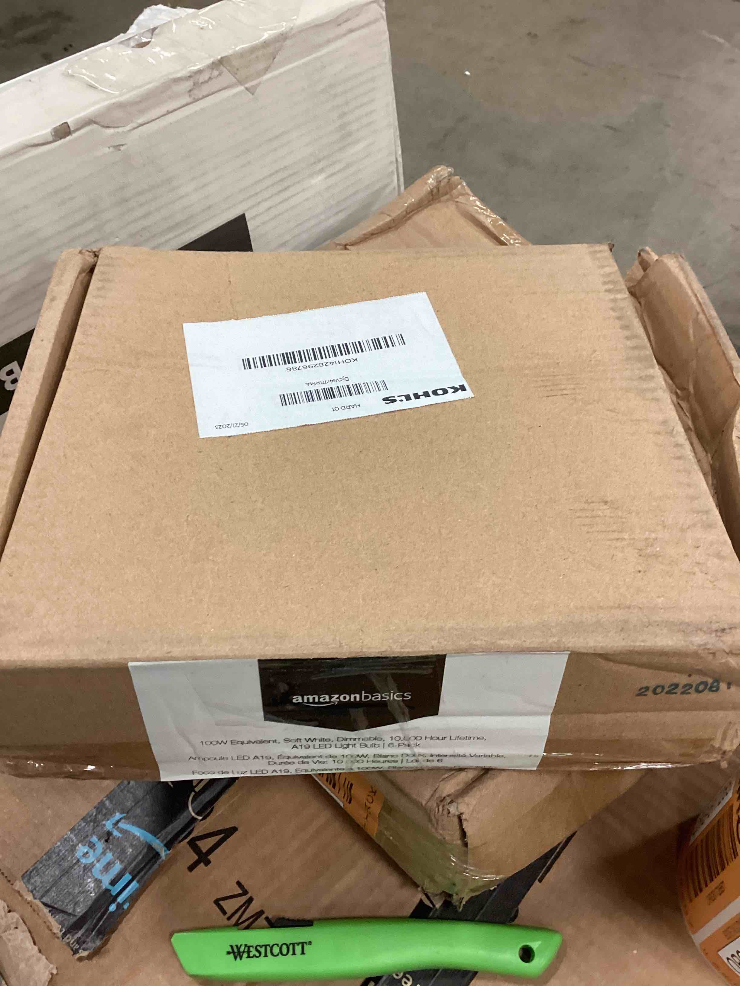 https://s3.amazonaws.com/lotting-images-prod/bidfta/ORG5172655_1695055289680.jpeg