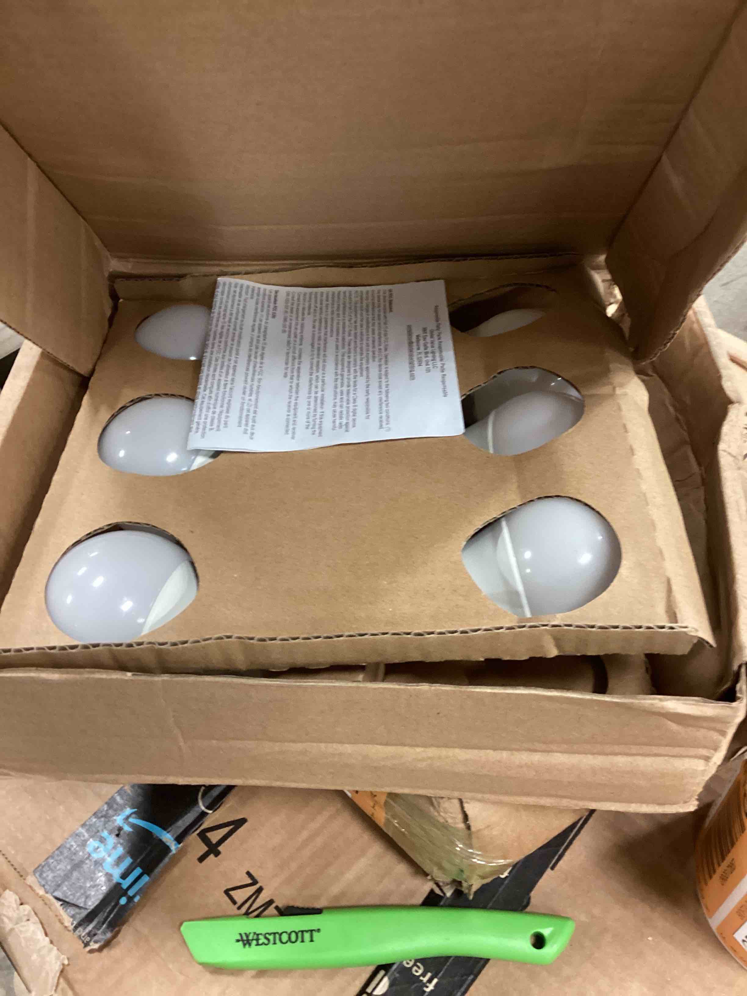 https://s3.amazonaws.com/lotting-images-prod/bidfta/ORG5172655_1695055293672.jpeg