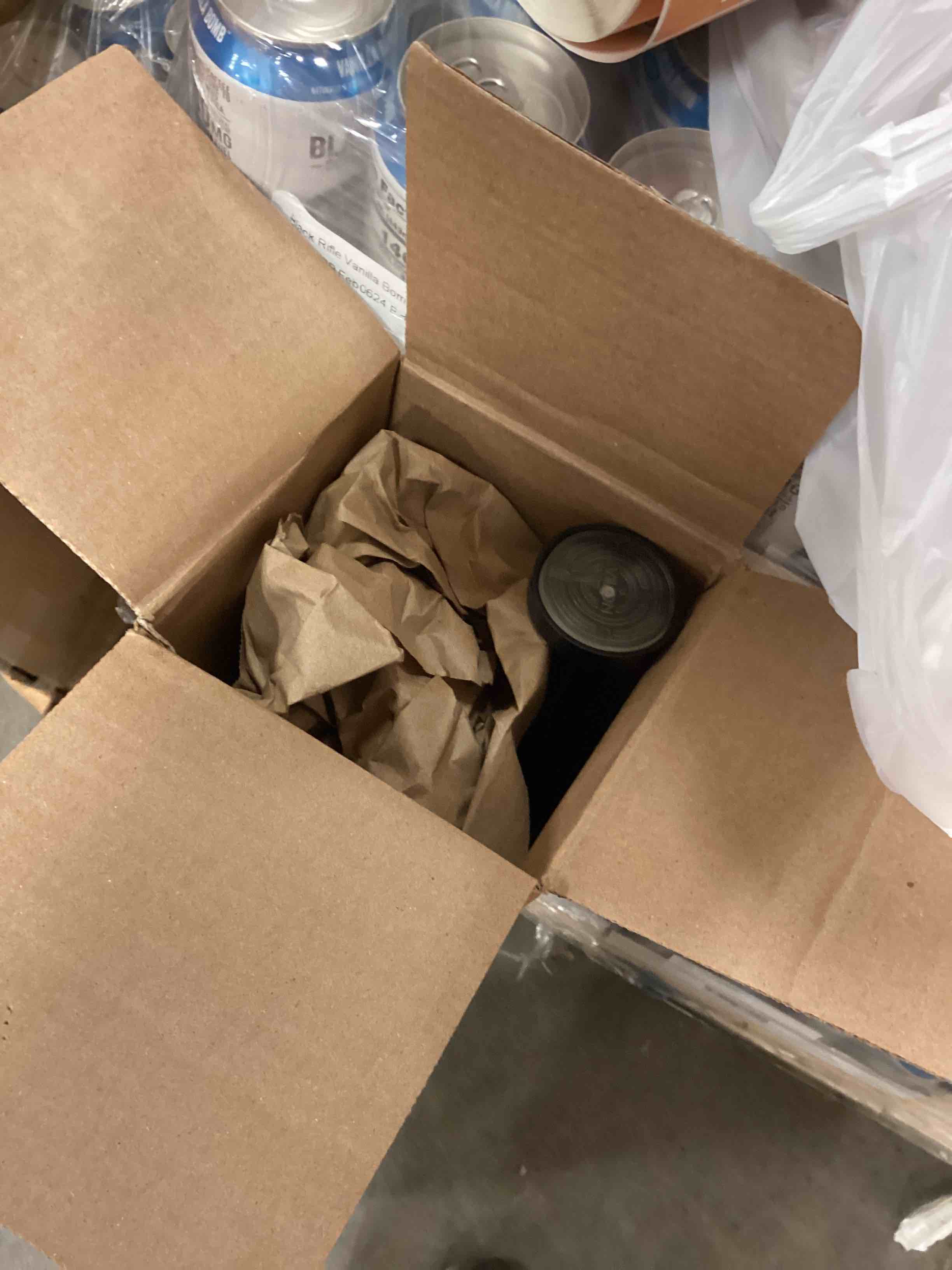 https://s3.amazonaws.com/lotting-images-prod/bidfta/ORG5172799_1695152657347.jpeg