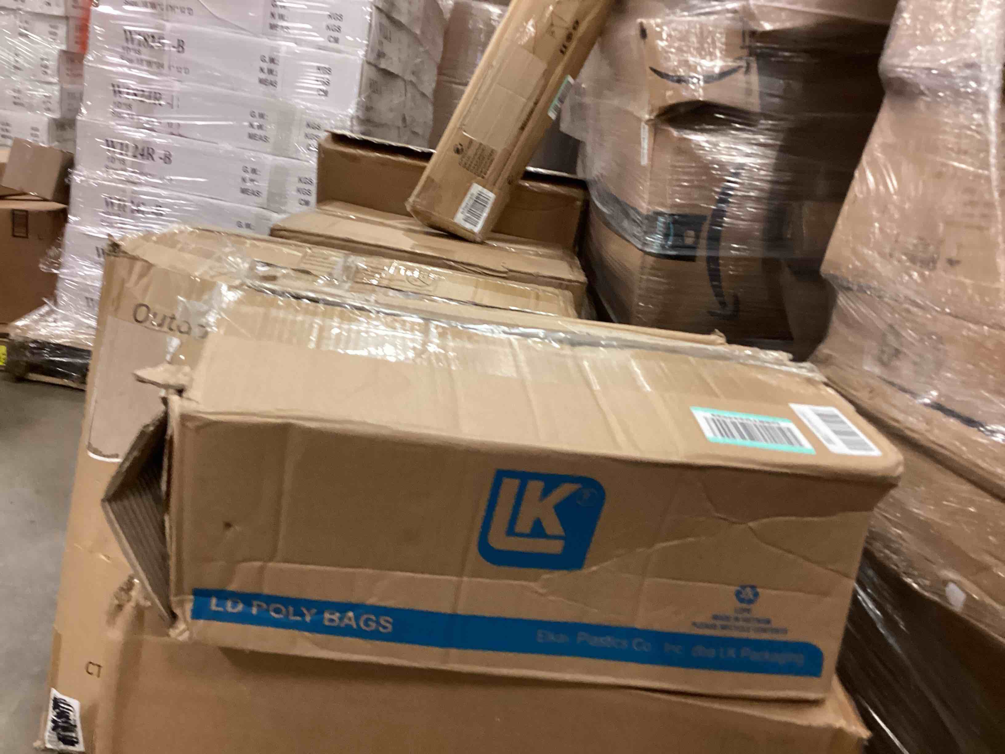 https://s3.amazonaws.com/lotting-images-prod/bidfta/ORG5173177_1696253543470.jpeg
