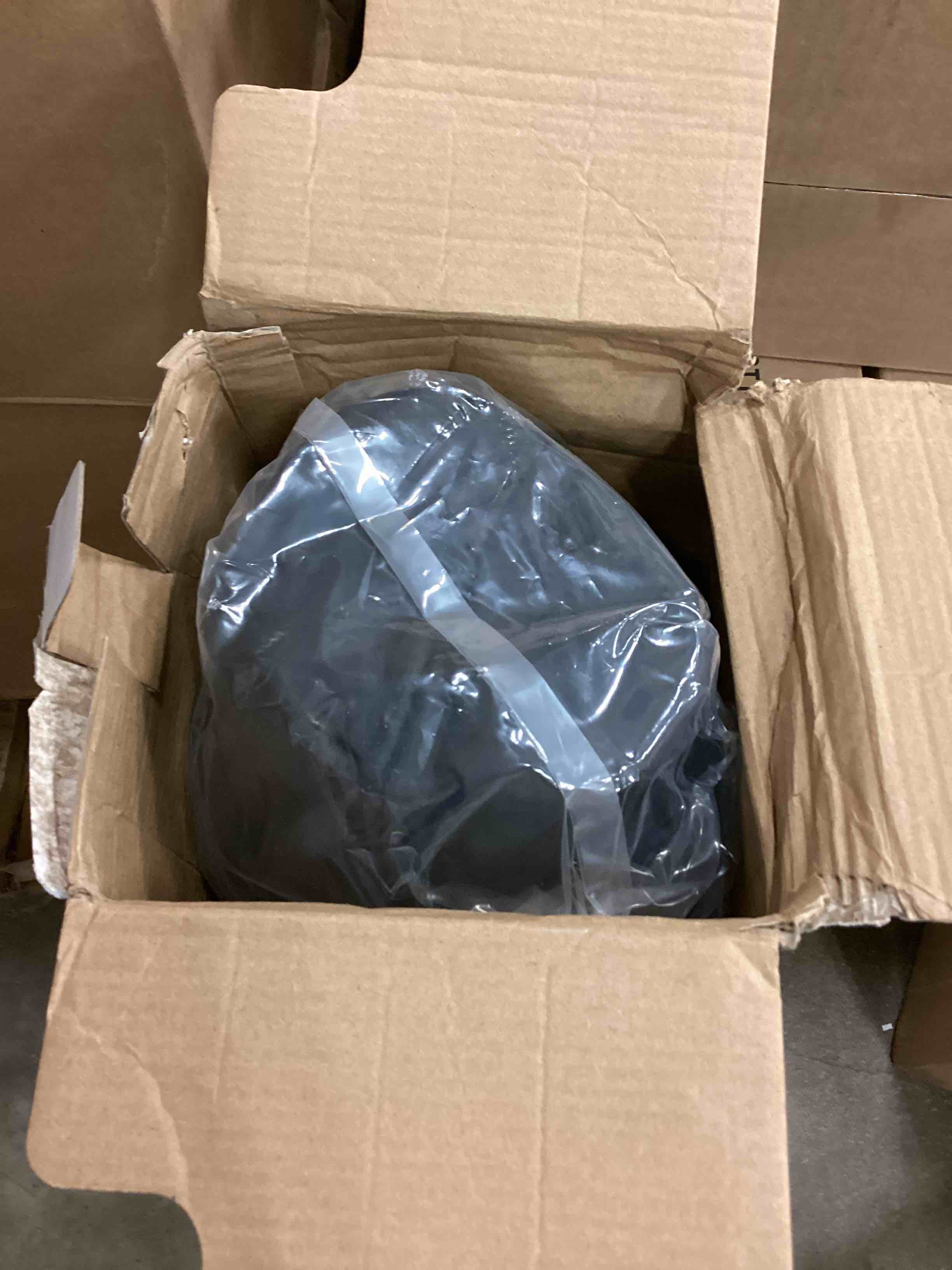 https://s3.amazonaws.com/lotting-images-prod/bidfta/ORG5173178_1696253712141.jpeg