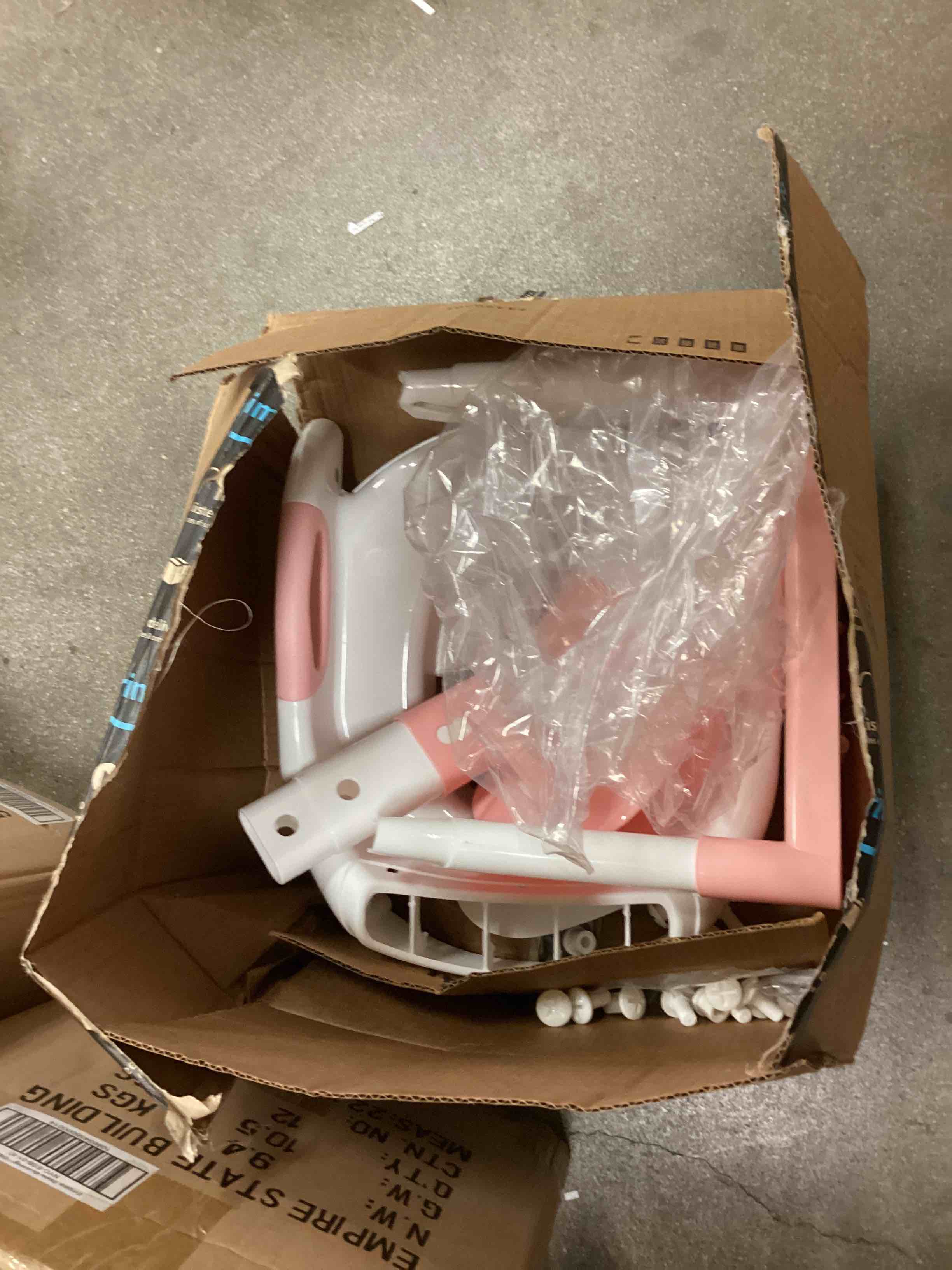 https://s3.amazonaws.com/lotting-images-prod/bidfta/ORG5173179_1696253860901.jpeg
